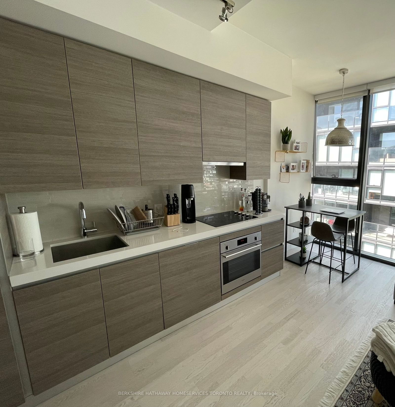 38 Stewart St, unit 1105 for rent - image #4