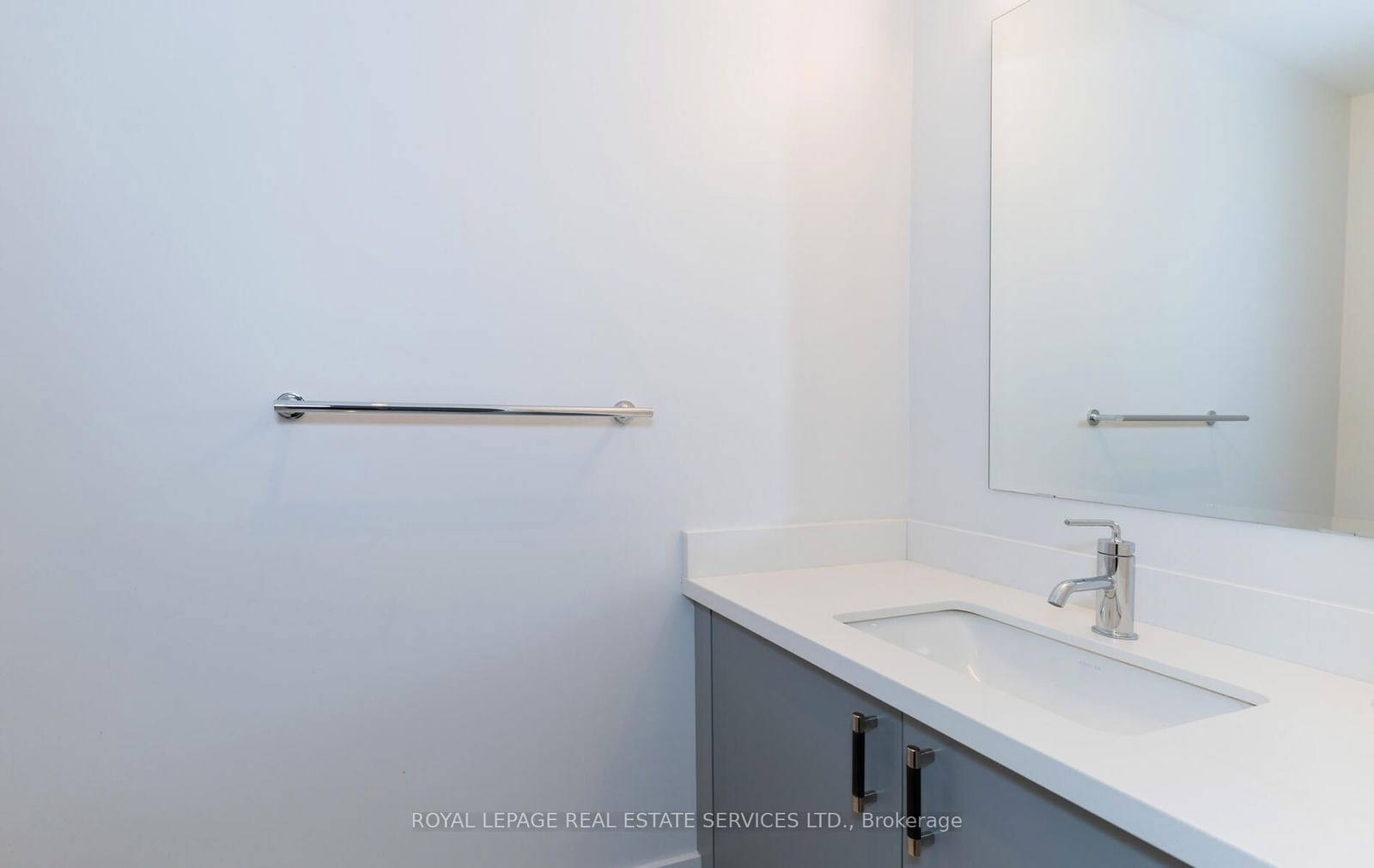 36 Birch Ave, unit 102 for rent - image #38