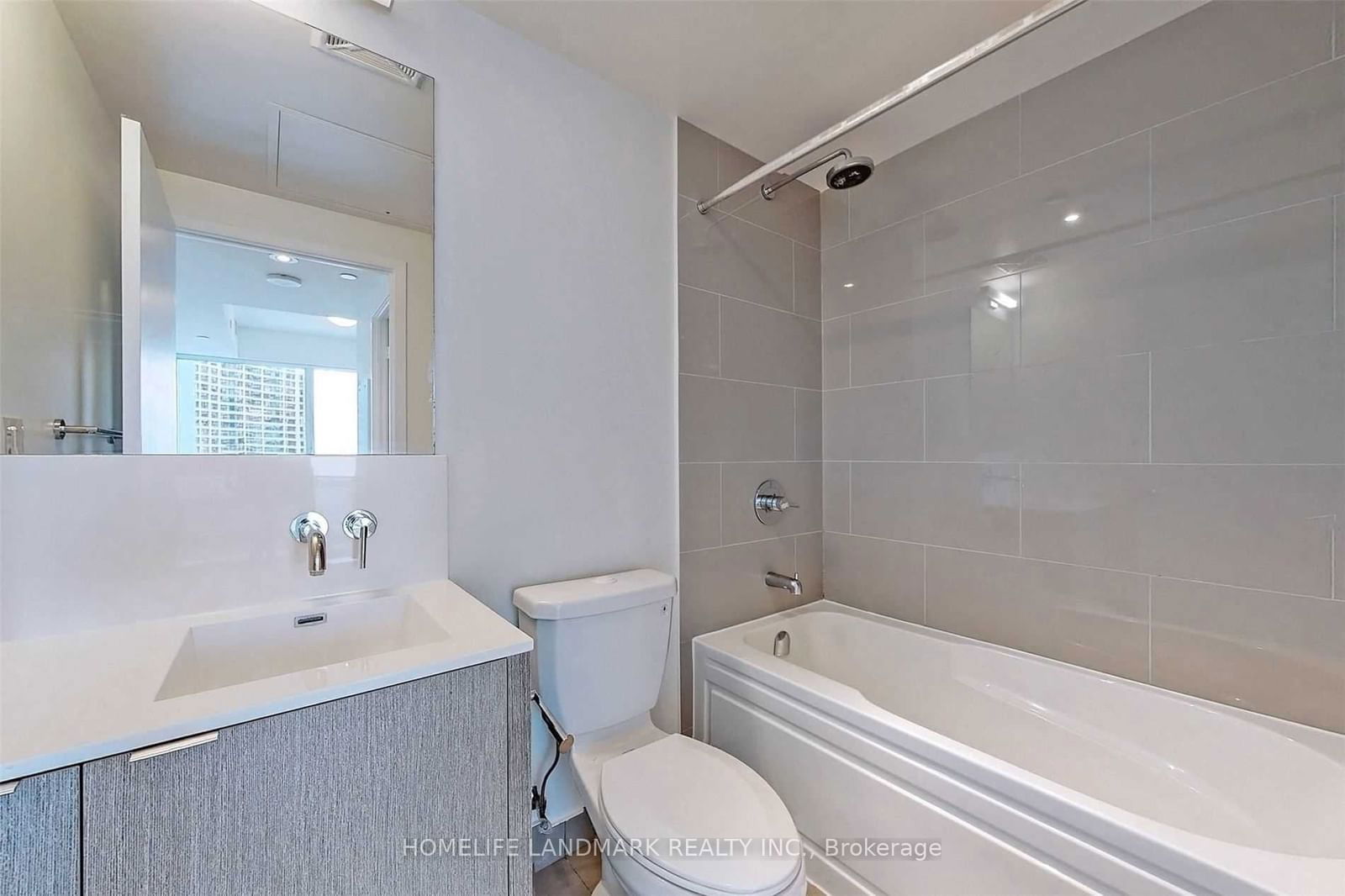 88 Harbour St, unit 2010 for rent - image #8