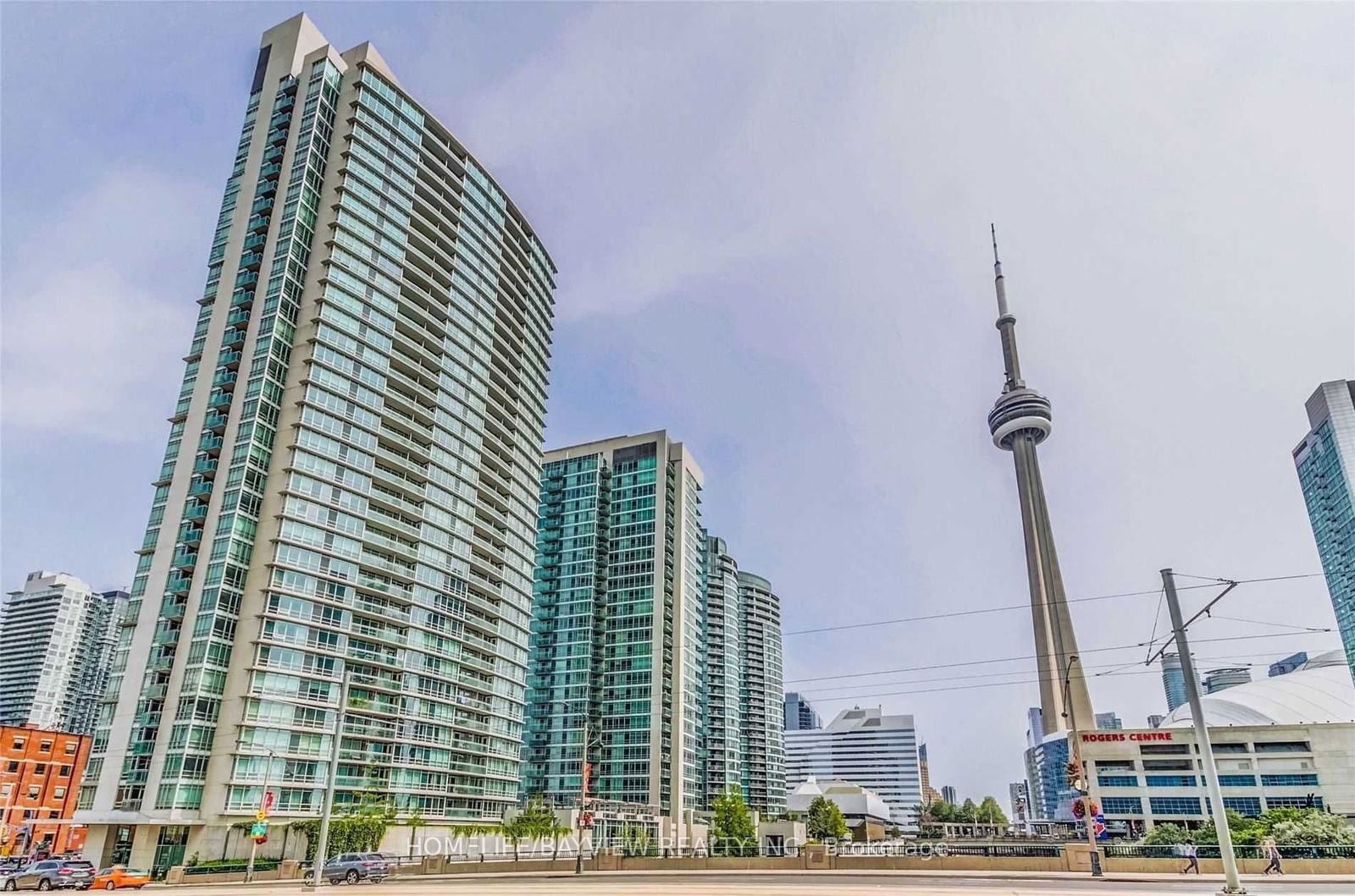 397 Front St W, unit 316 for sale