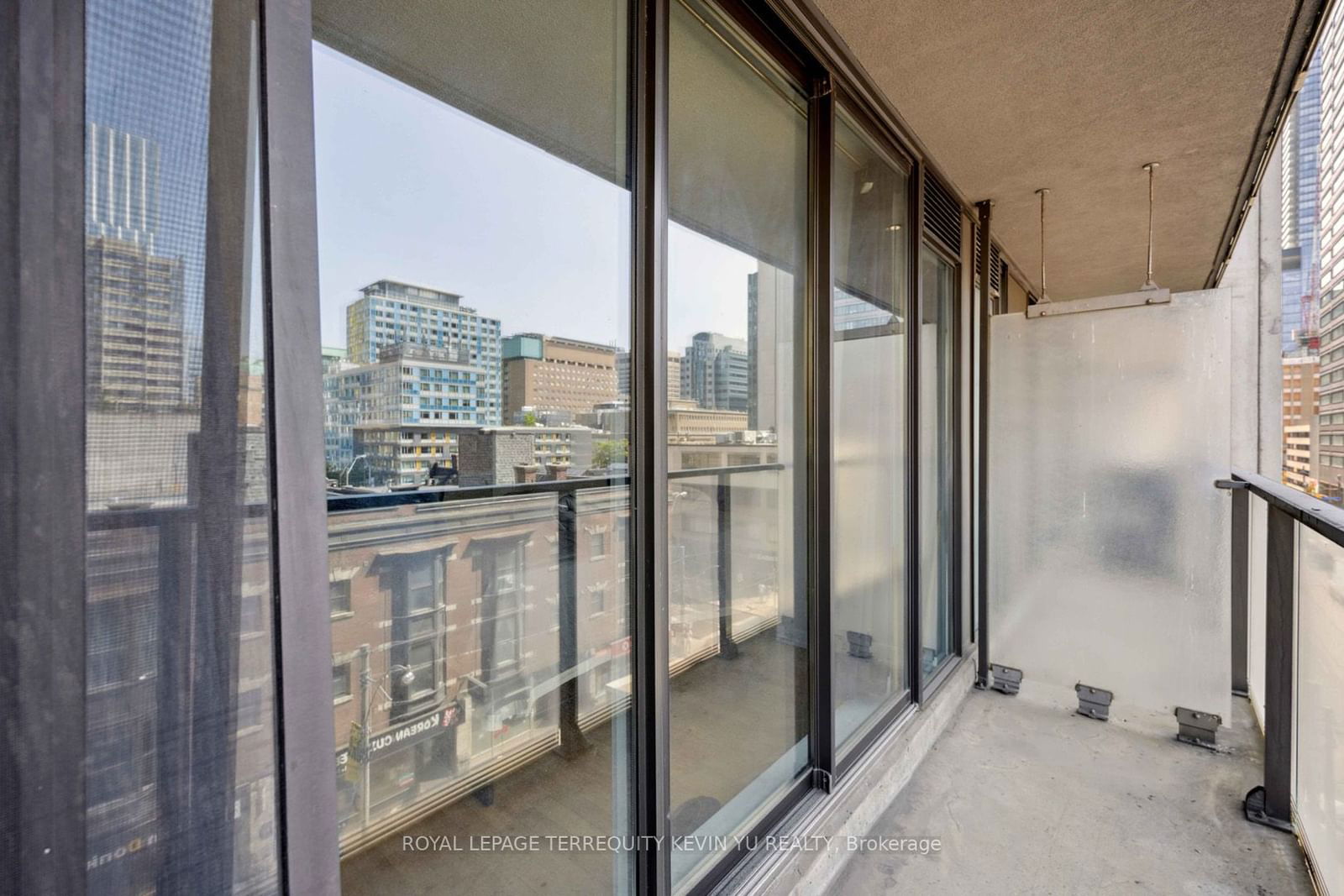 111 Elizabeth St, unit 729 for sale - image #22