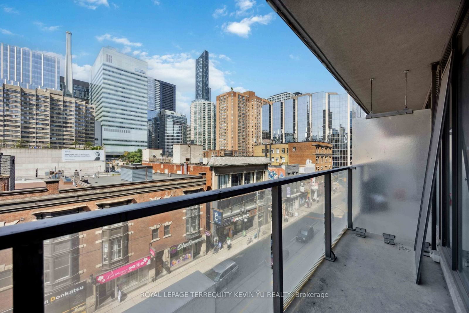 111 Elizabeth St, unit 729 for sale