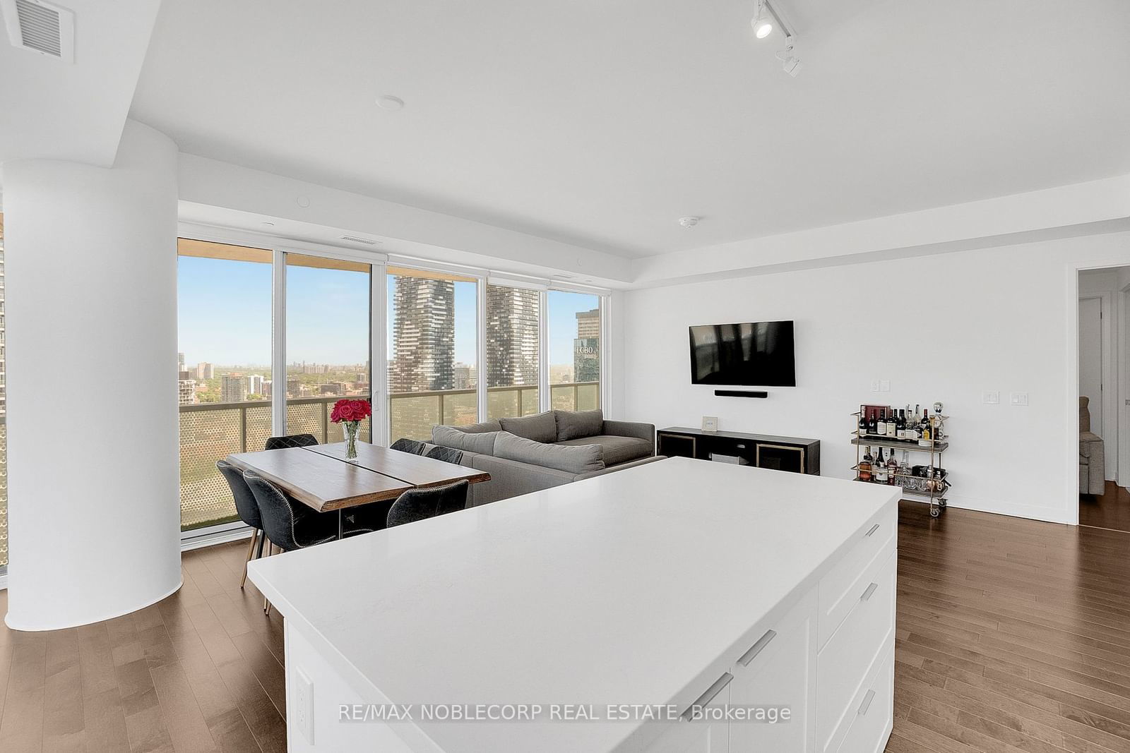 15 Queens Quay E, unit 3405 for rent