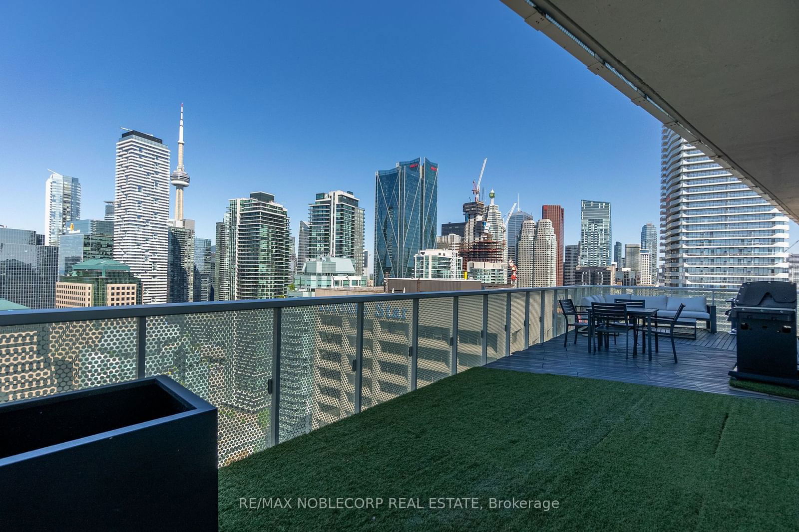 15 Queens Quay E, unit 3405 for rent