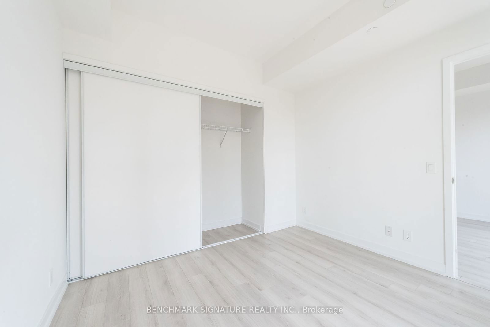 33 Helendale Ave, unit 2209 for sale - image #10