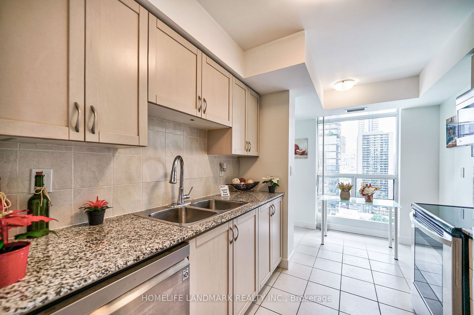 31 Bales Ave, unit 1905 for sale - image #18