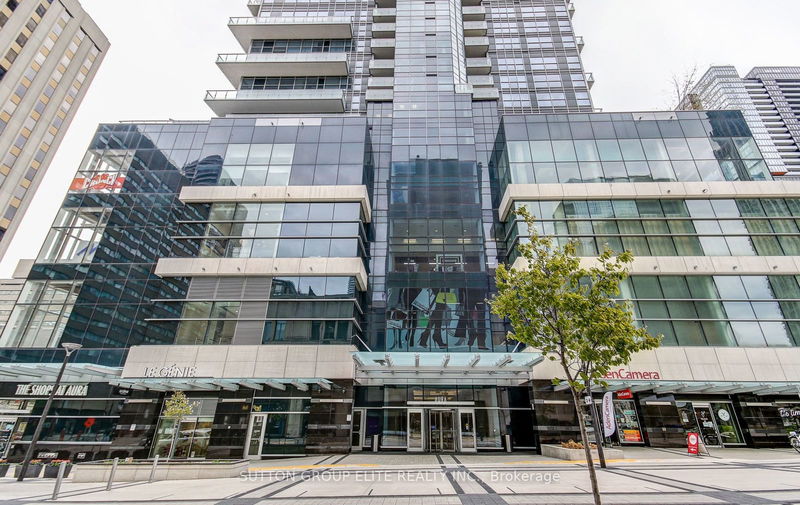 386 Yonge St, unit 604 for rent - image #1