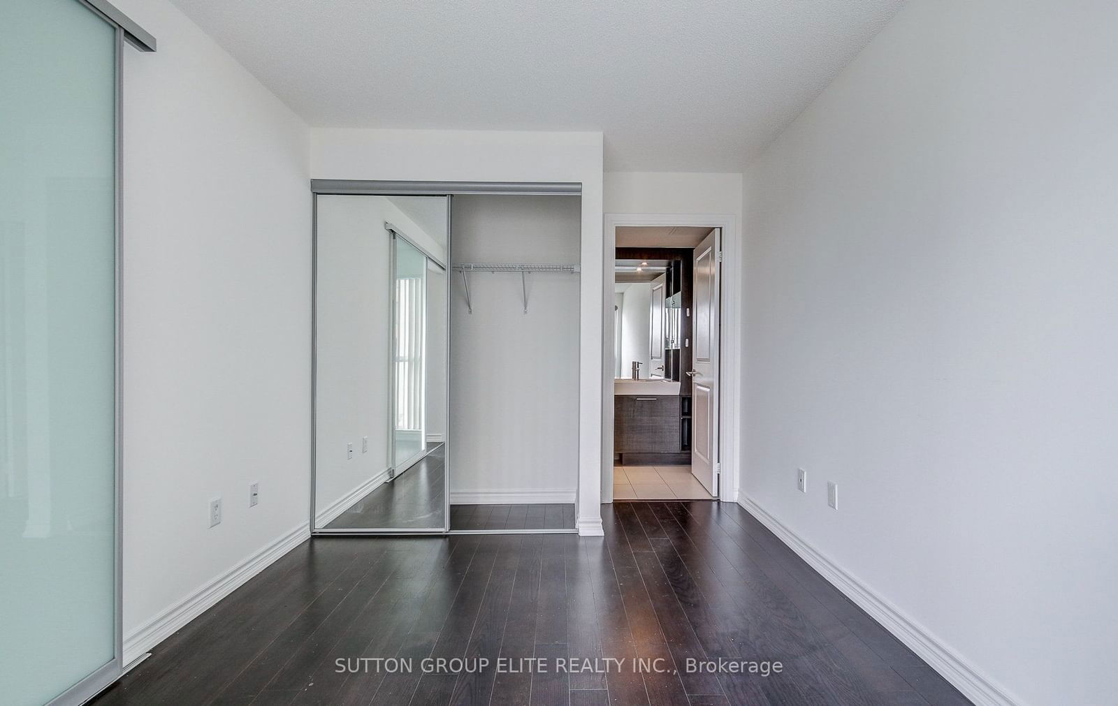 386 Yonge St, unit 604 for rent - image #15