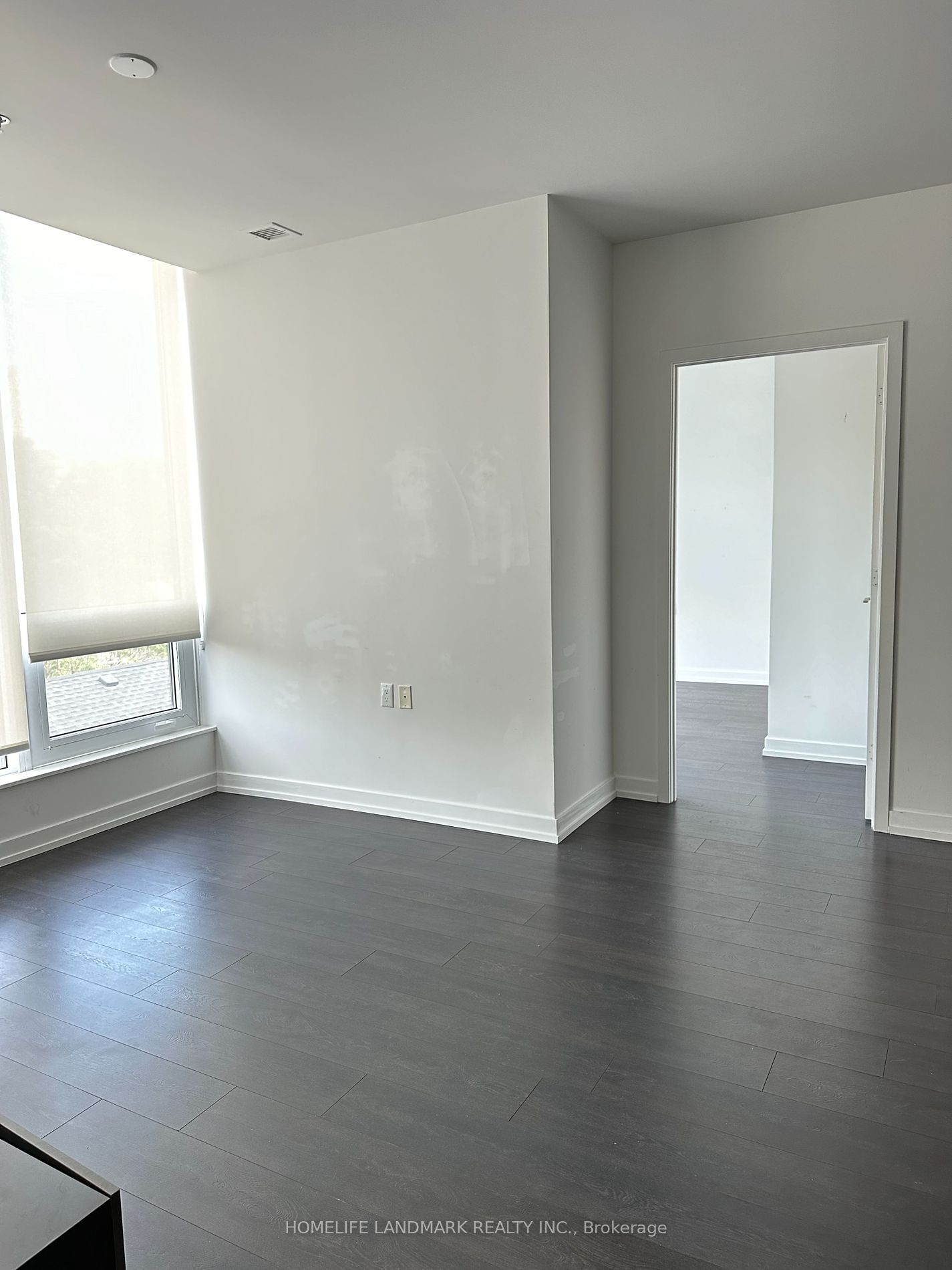 203 College St for rent  - image #9