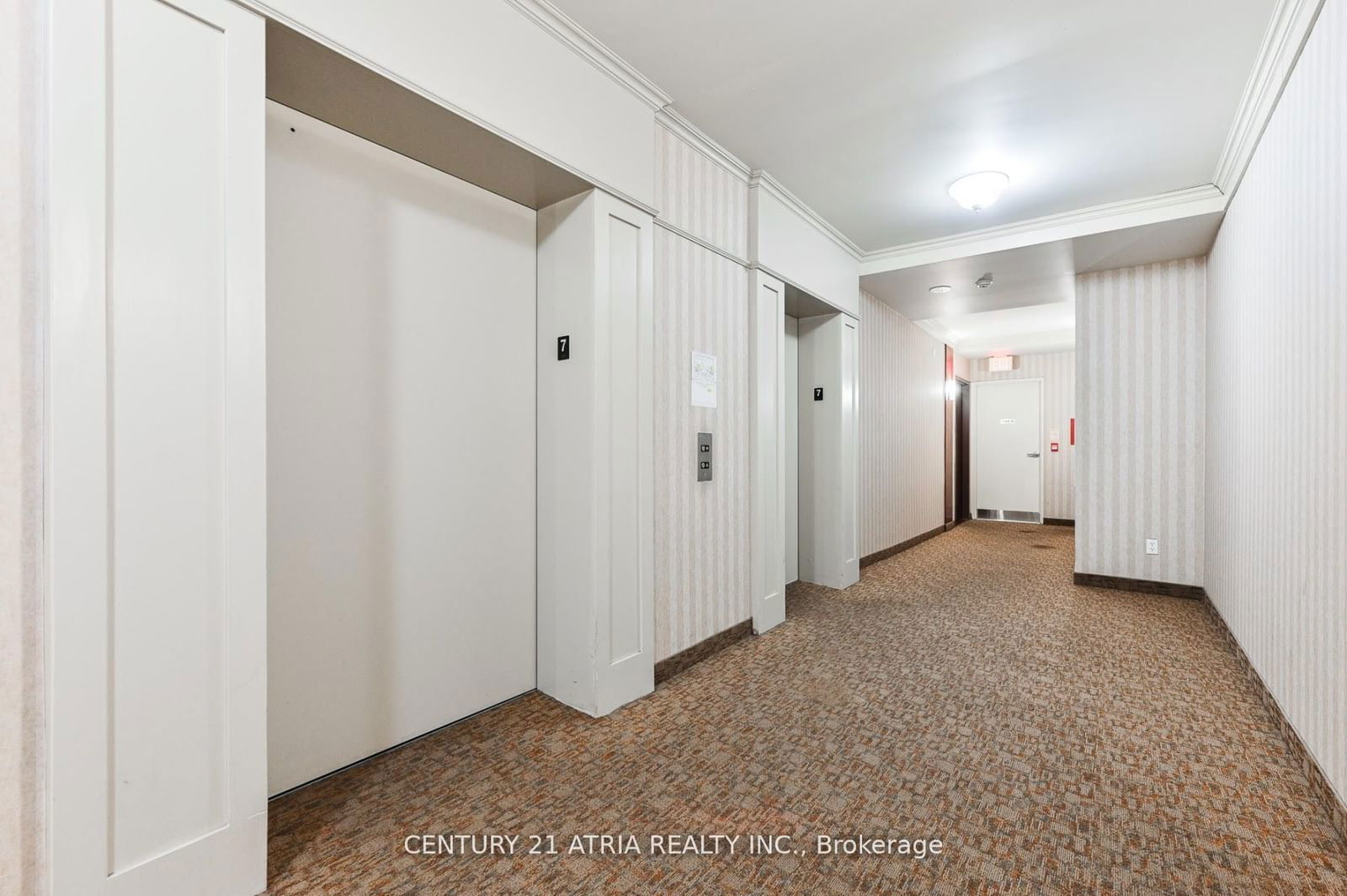 263 wellington St W, unit 704 for rent - image #23