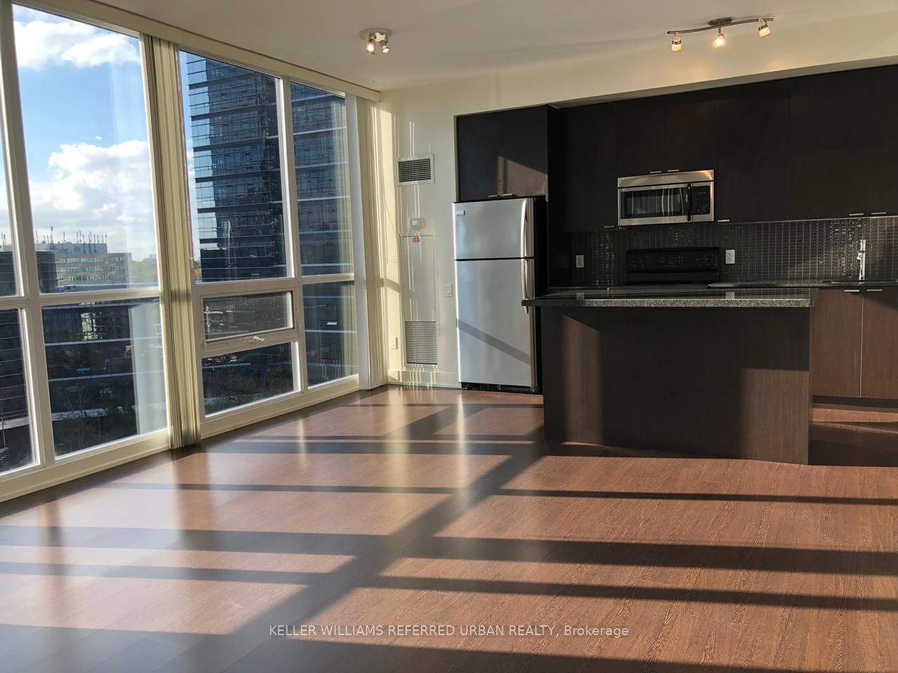 23 Sheppard Ave E, unit 1210 for rent