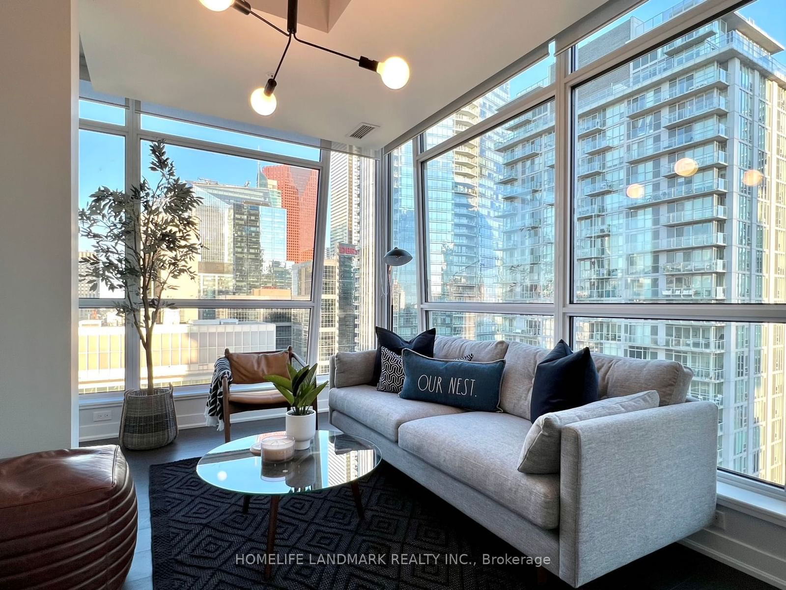 199 Richmond St W, unit 2404 for sale - image #7