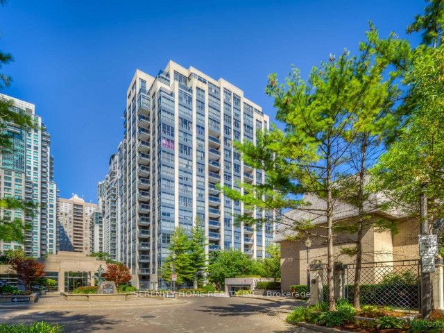 28 Hollywood Ave, unit Ph13 for sale - image #1