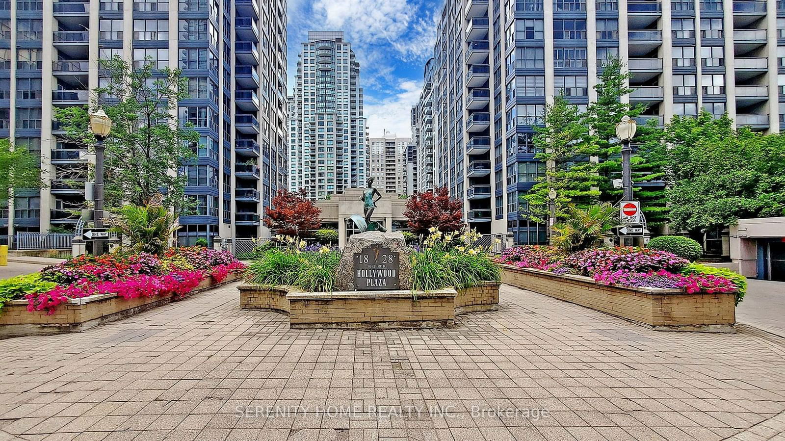 28 Hollywood Ave, unit Ph13 for sale - image #2