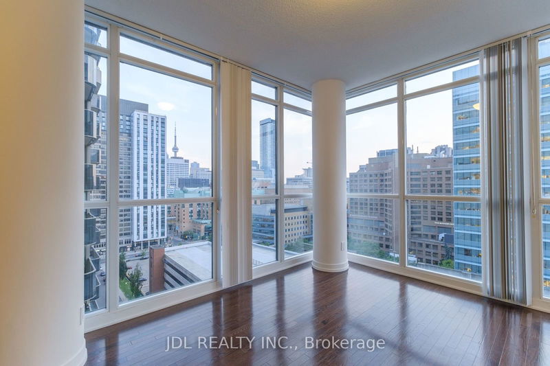 770 Bay St, unit 1410 for rent - image #1