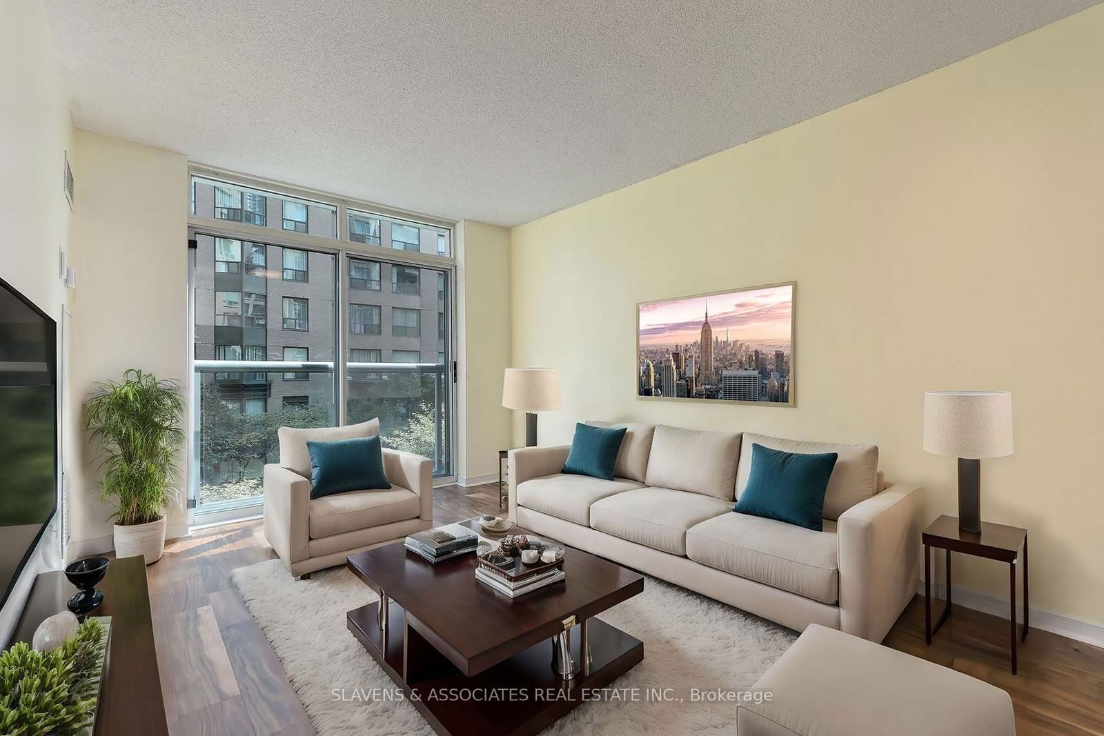 109 Front St, unit 323 for rent - image #7