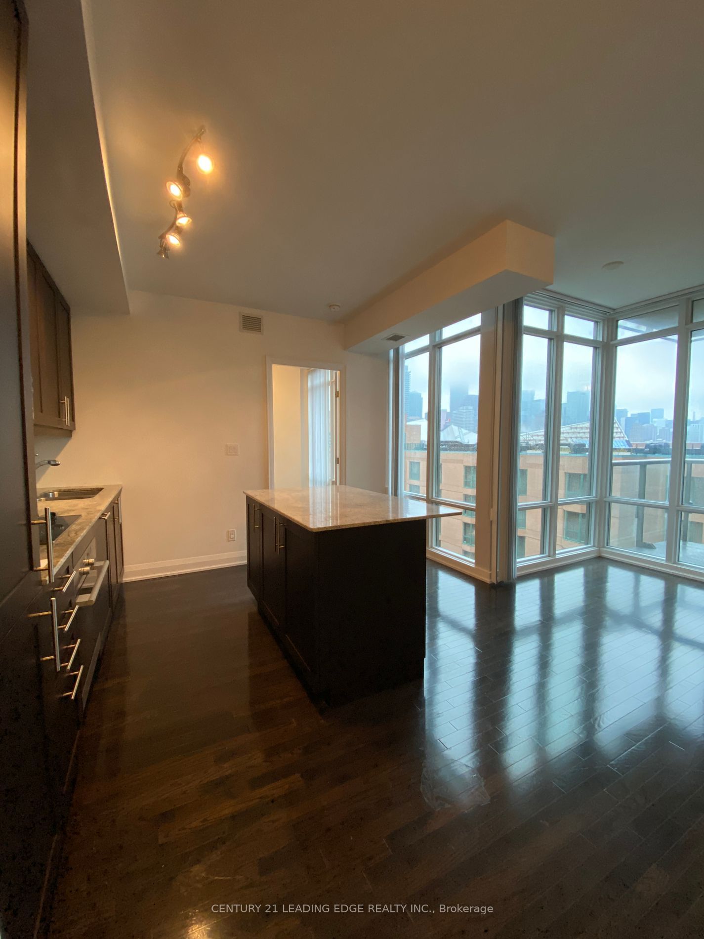 1 Bedford Rd, unit 815 for rent - image #4