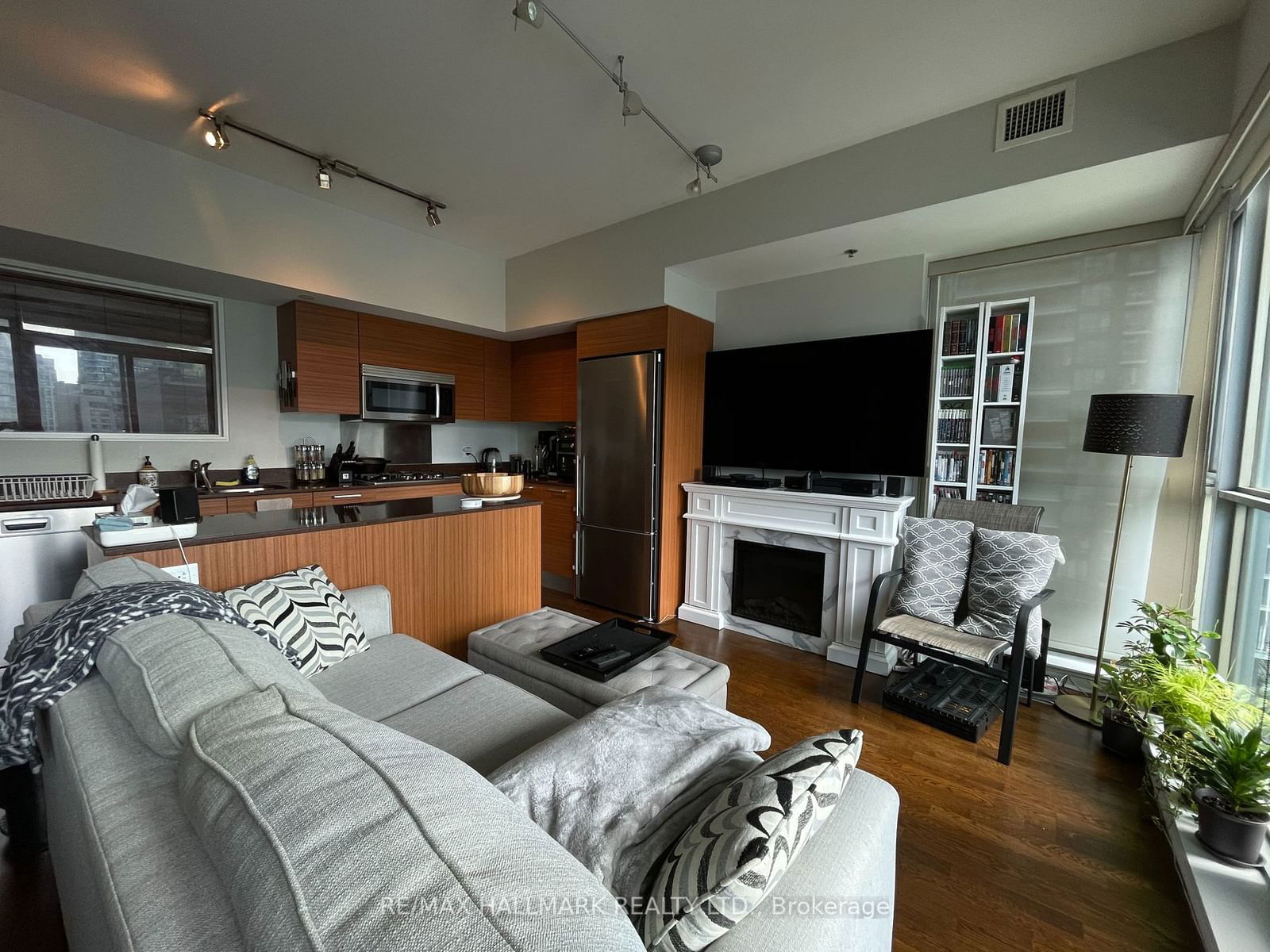 375 King St W, unit 1503 for rent - image #17