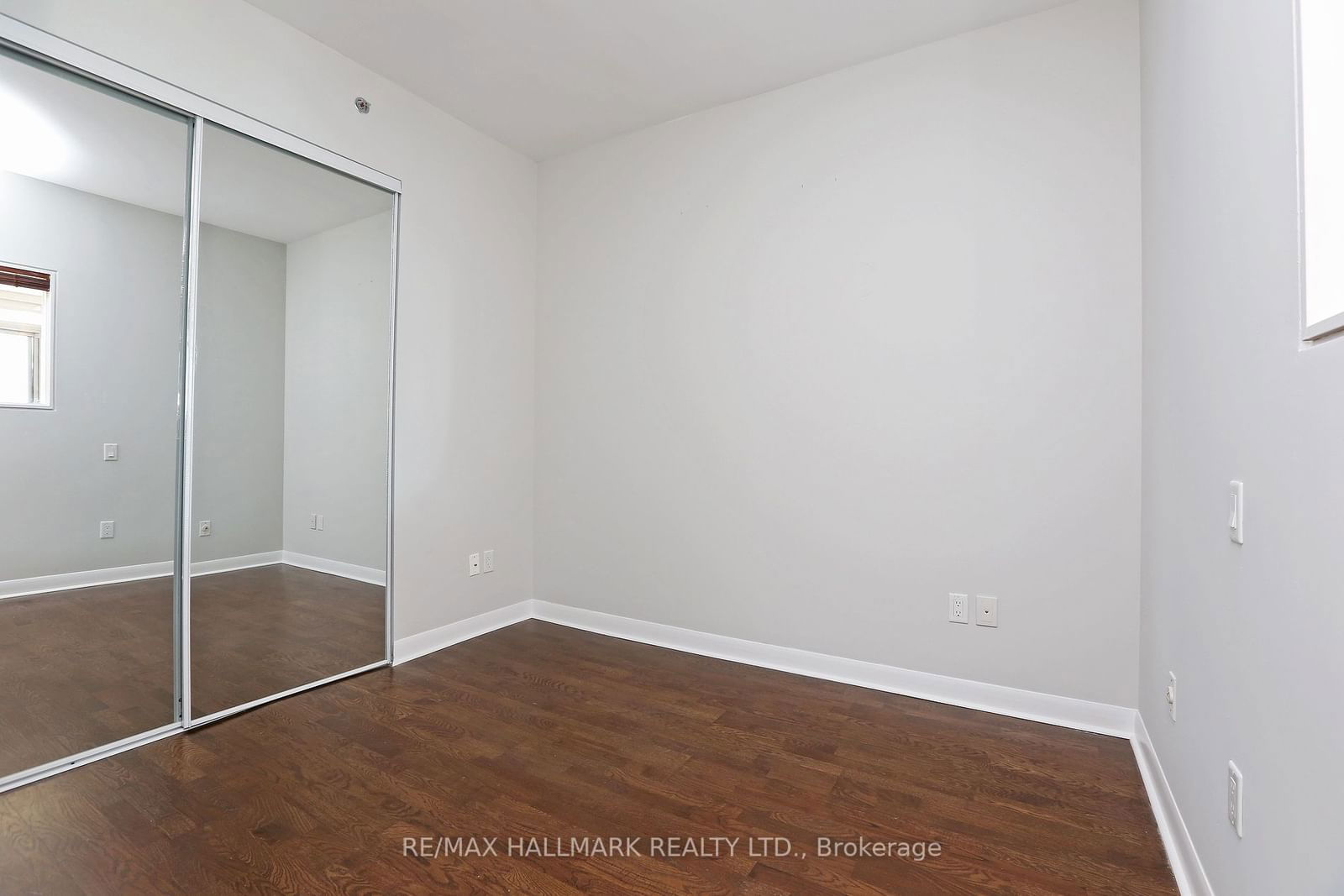 375 King St W, unit 1503 for rent - image #5