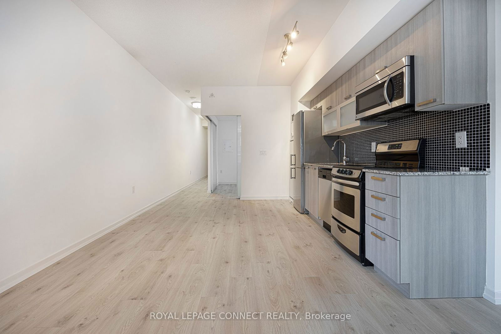 36 Lisgar St, unit 610W for rent - image #8