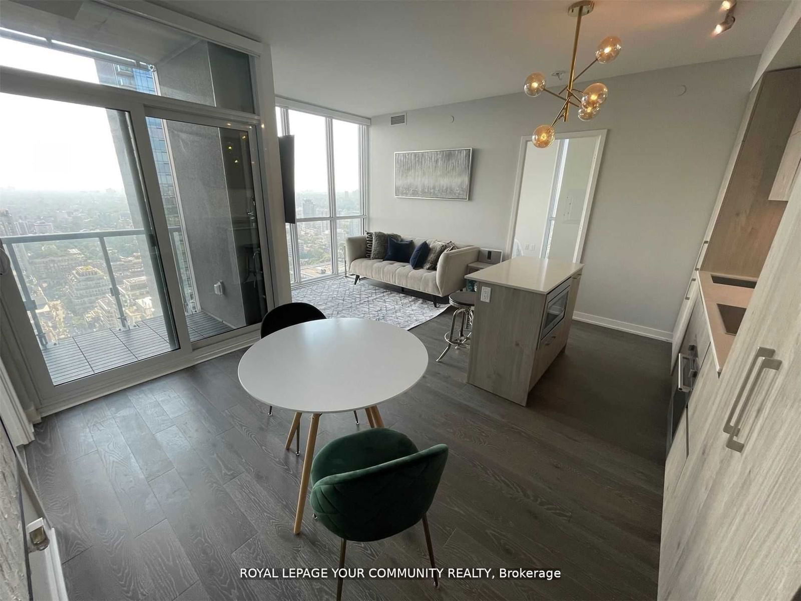 1 Yorkville Ave, unit 4005 for rent - image #4