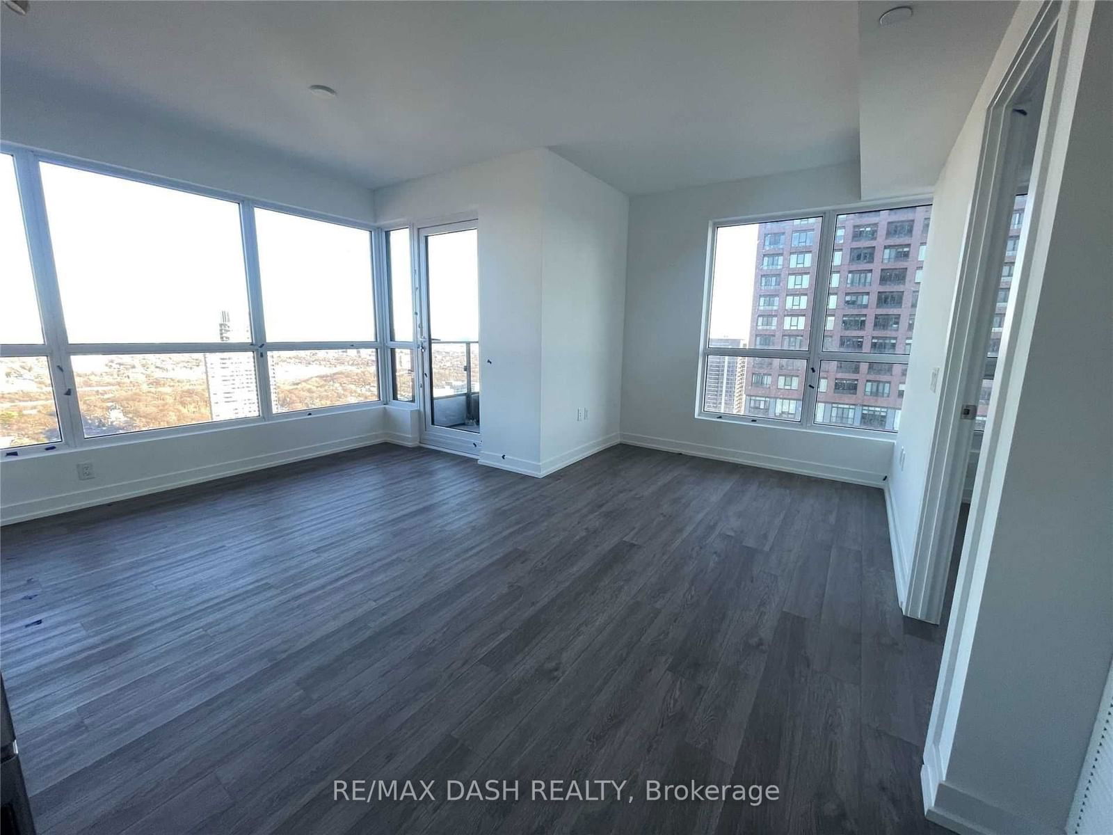 395 Bloor St E, unit 4210 for rent - image #7