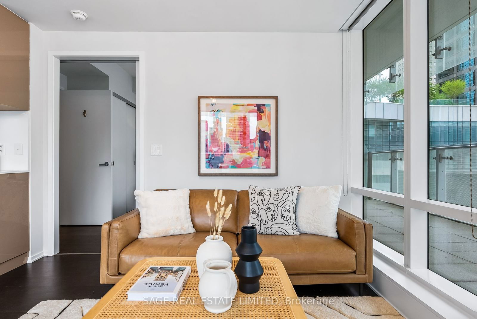 1 Bloor St E, unit 510 for sale - image #8