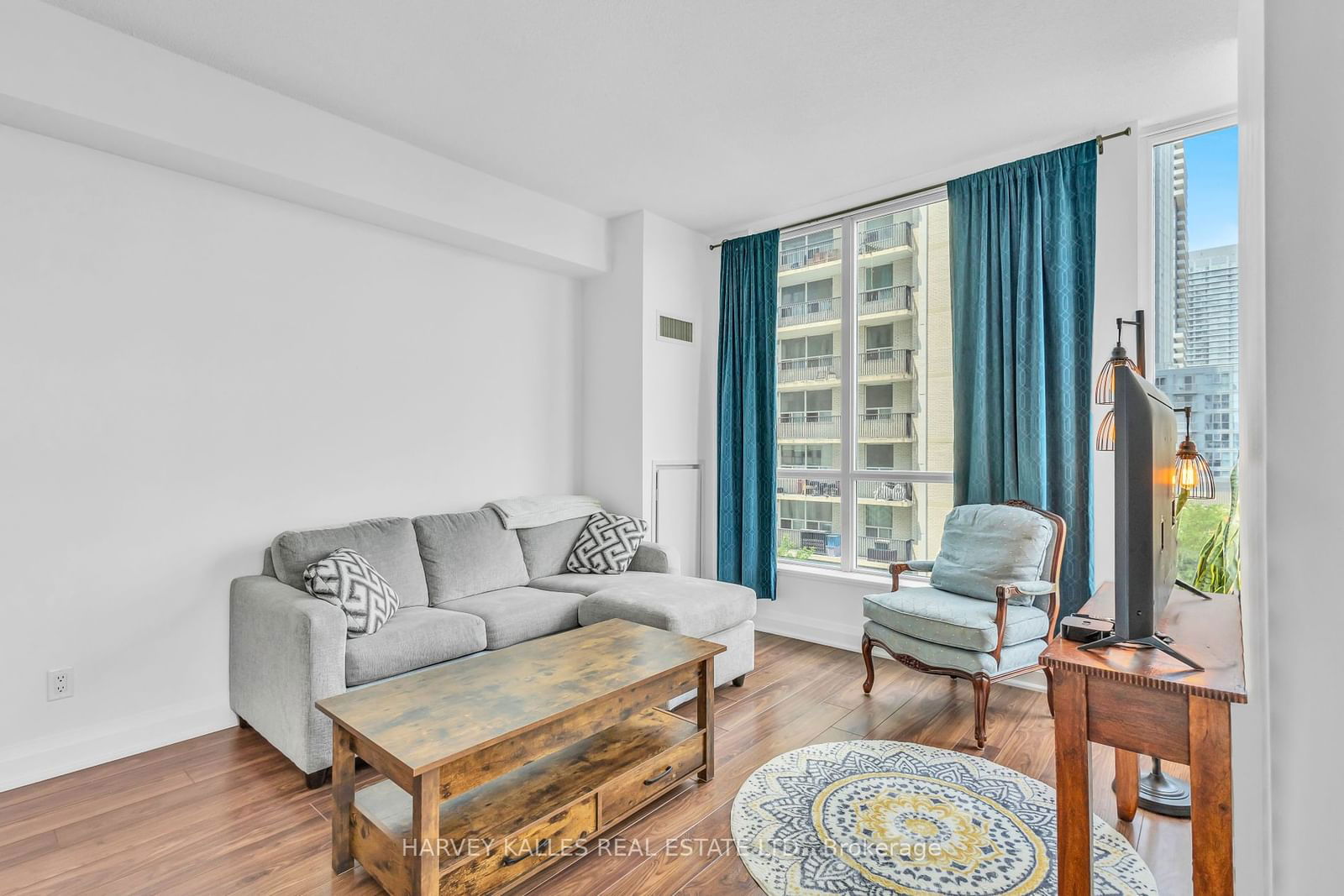 83 Redpath Ave, unit 502 for rent - image #11