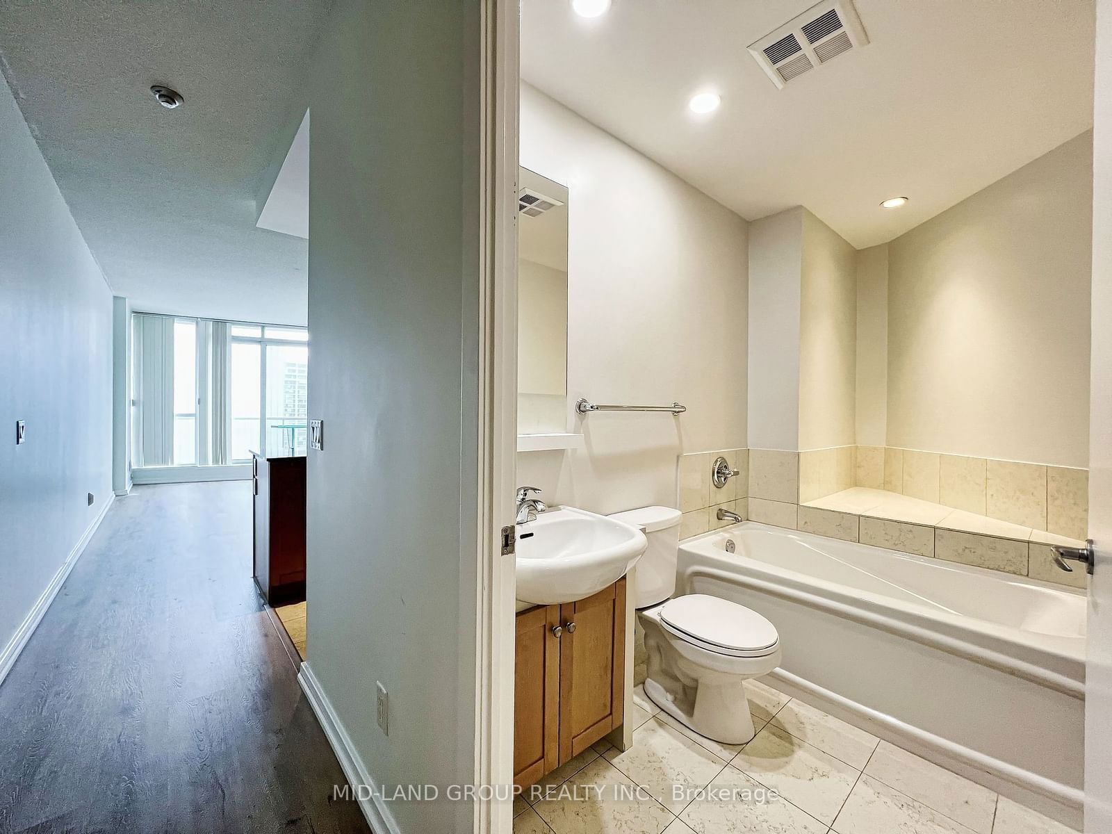 8 York St, unit 2705 for sale - image #11