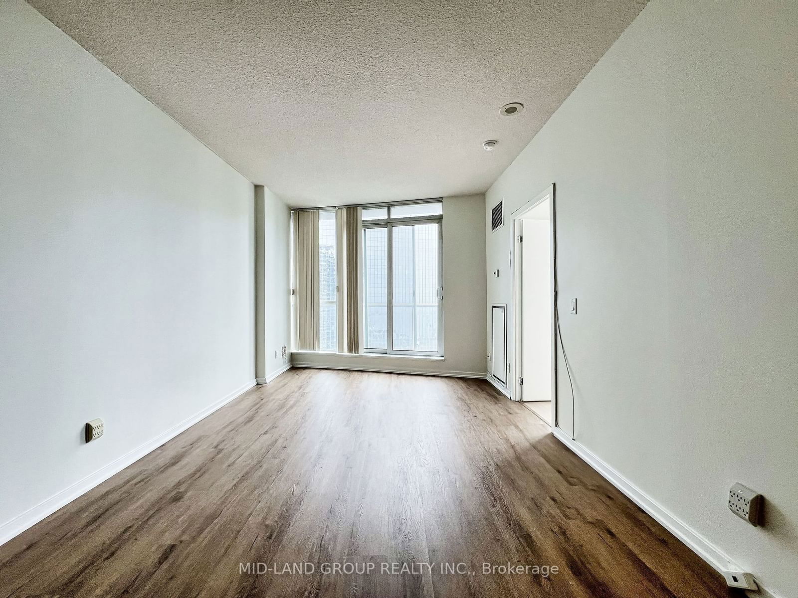 8 York St, unit 2705 for sale - image #34