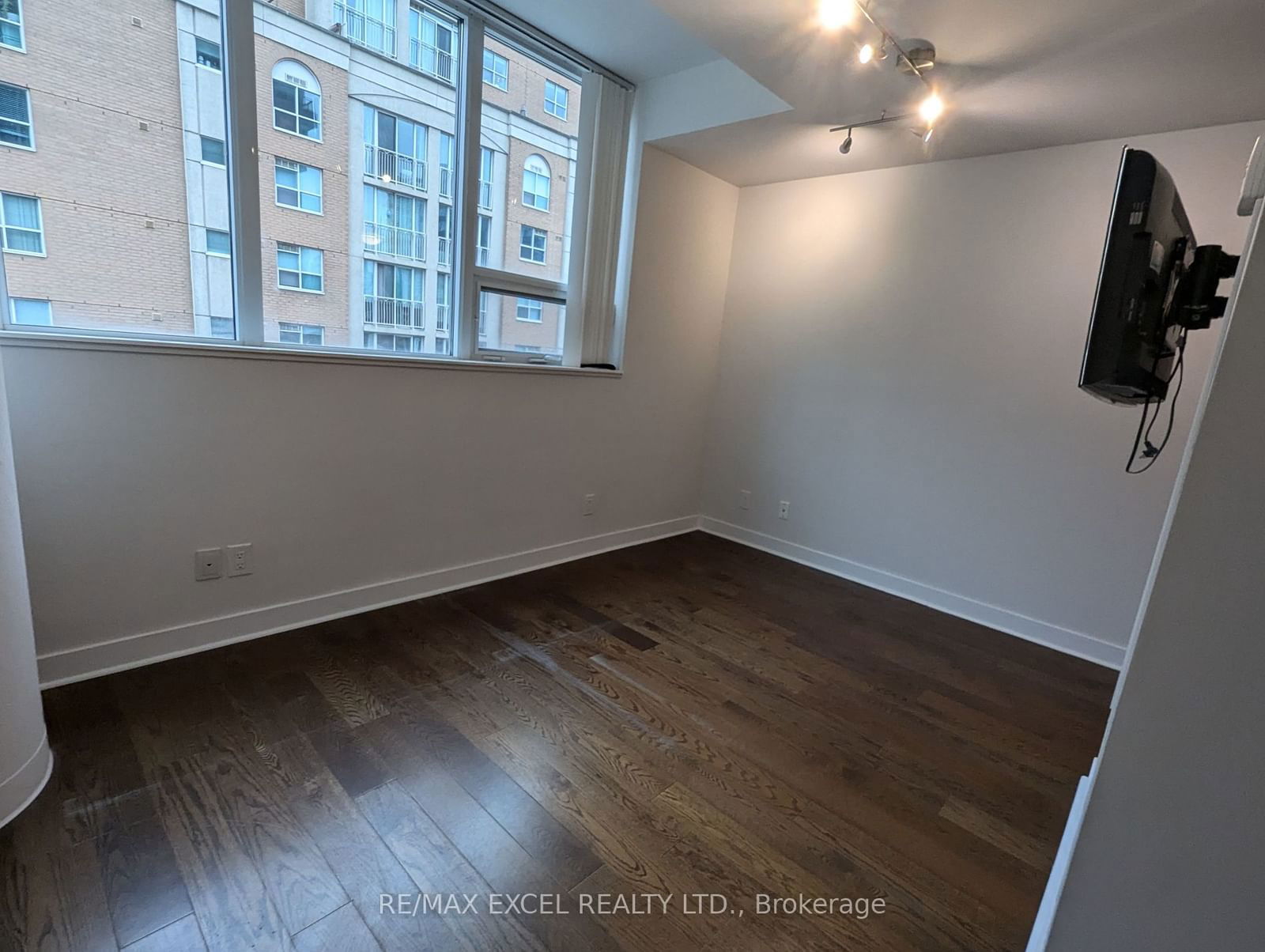 320 Richmond St E, unit #604 for sale - image #8