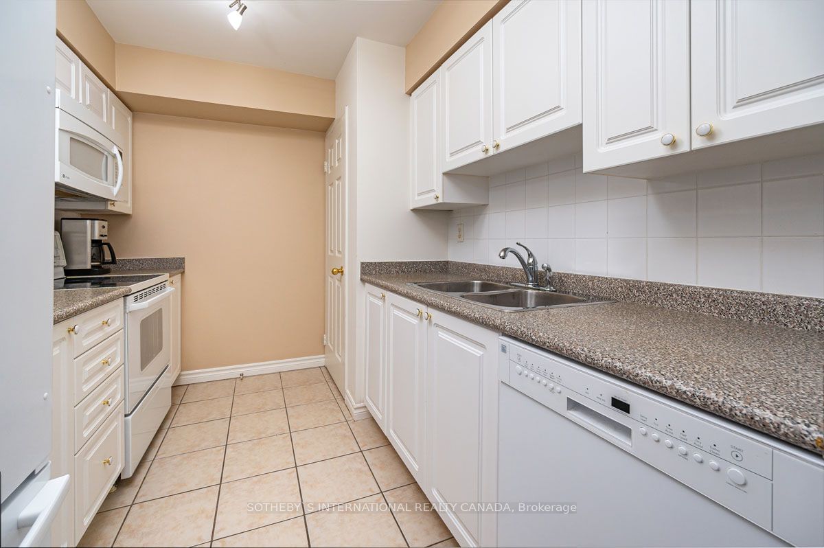 253 Merton St, unit 1205 for sale - image #11