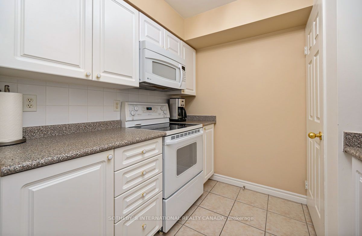 253 Merton St, unit 1205 for sale - image #12