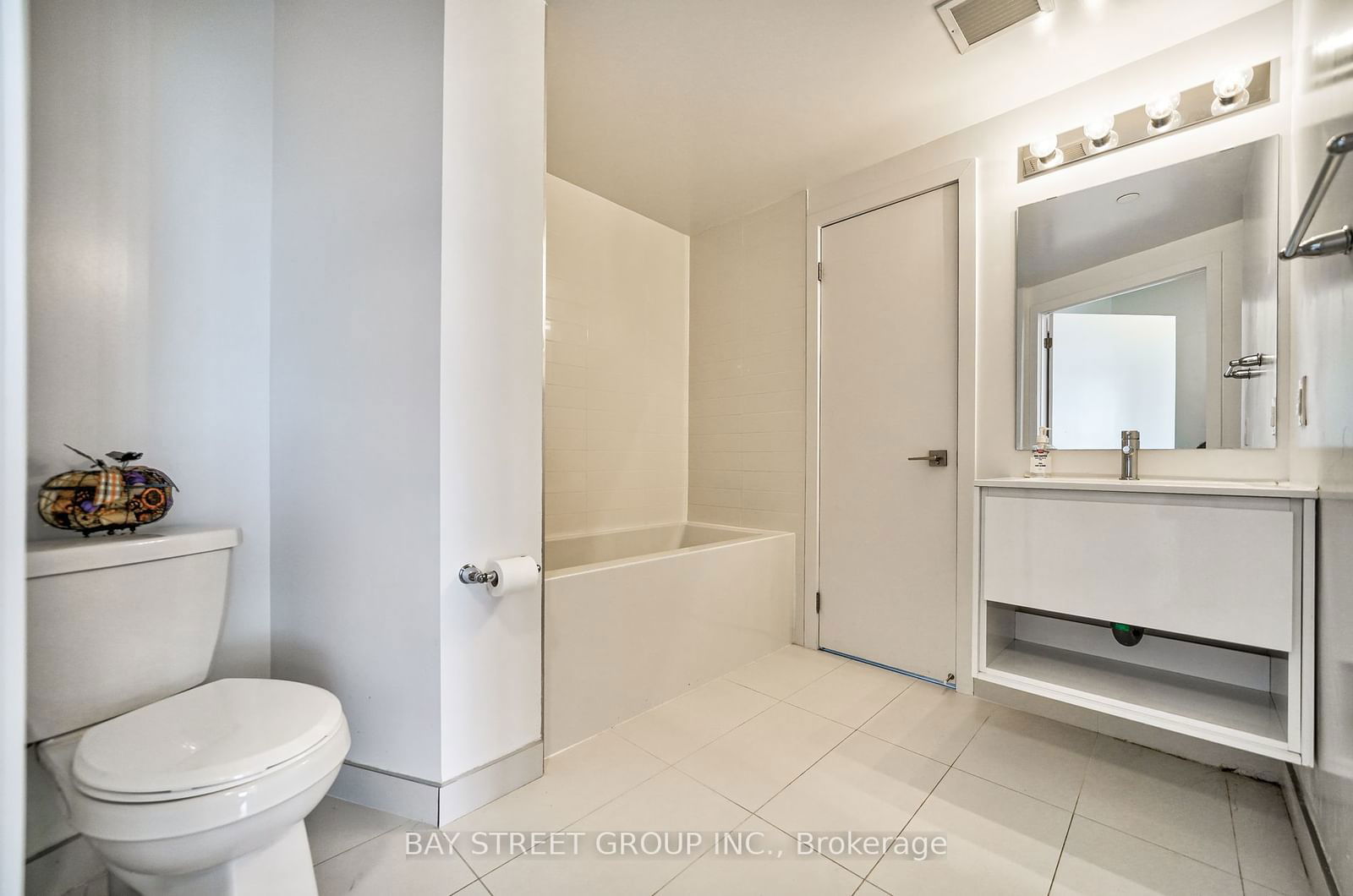 159 Wellesley St E, unit PH 3 for sale - image #18