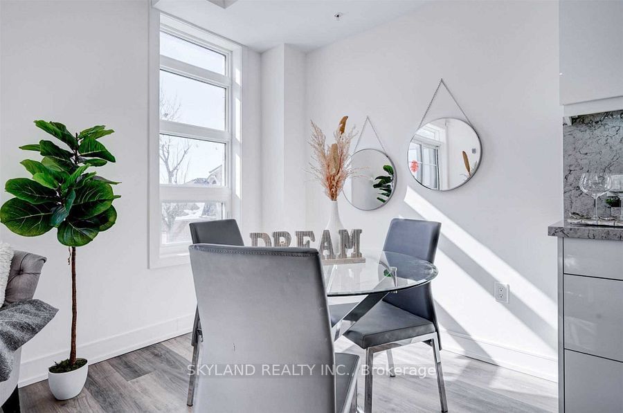 57 Finch Ave W, unit 41 for sale