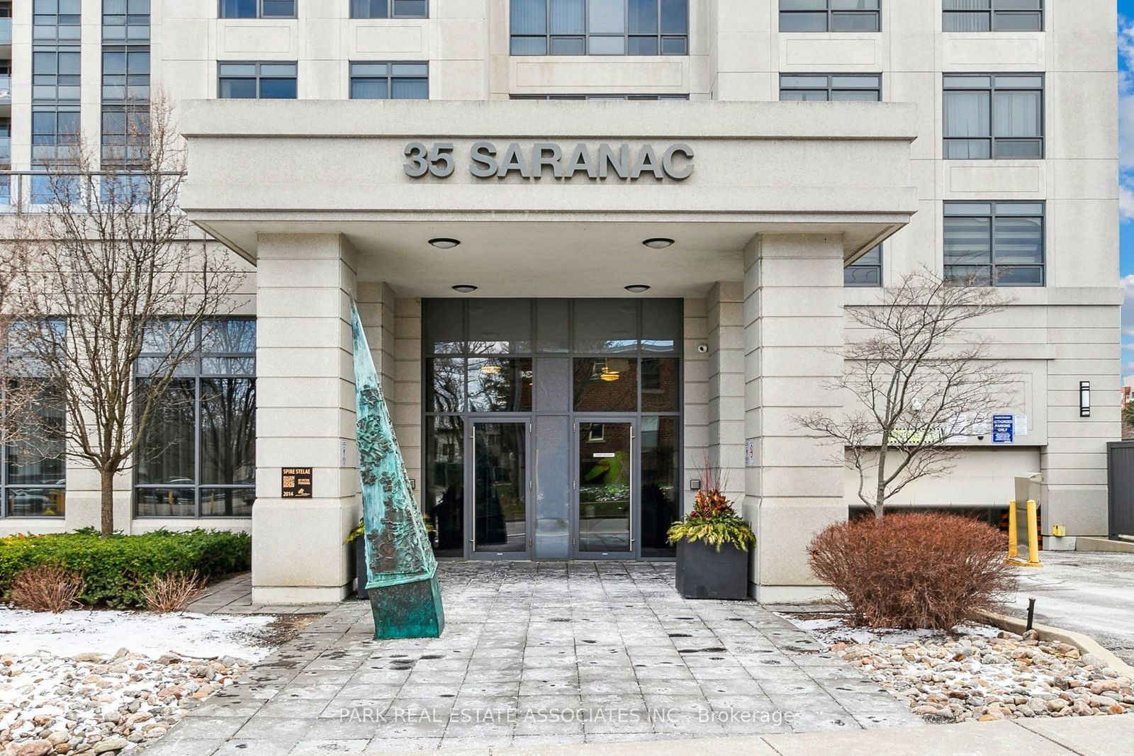 35 Saranac Blvd, unit 319 for sale - image #2