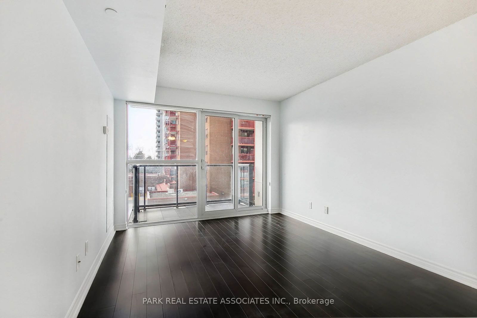 35 Saranac Blvd, unit 319 for sale - image #7