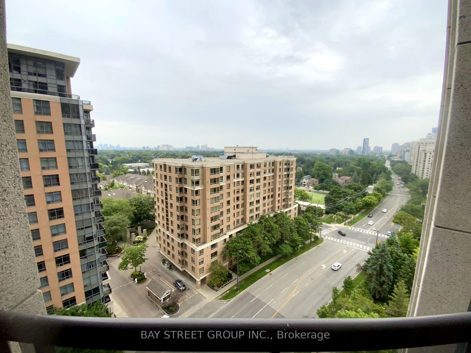 15 Northtown Way W, unit 1323 for sale