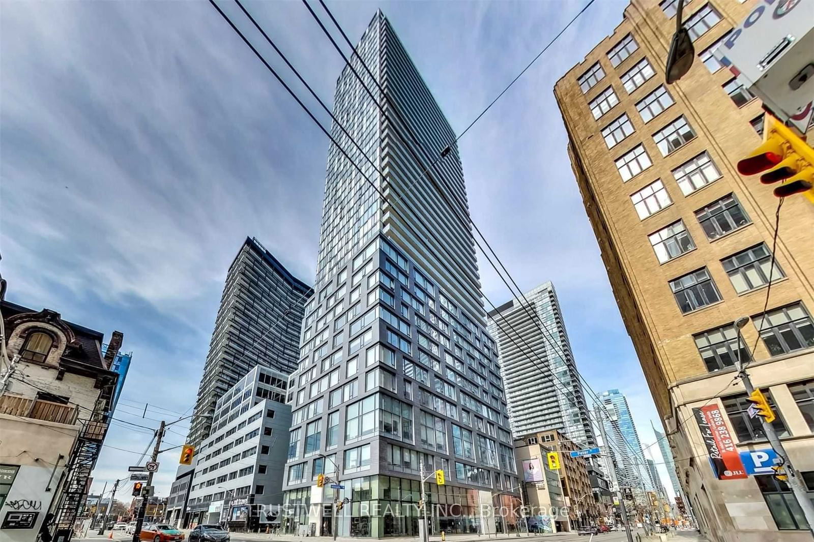 101 Peter St, unit 1601 for rent