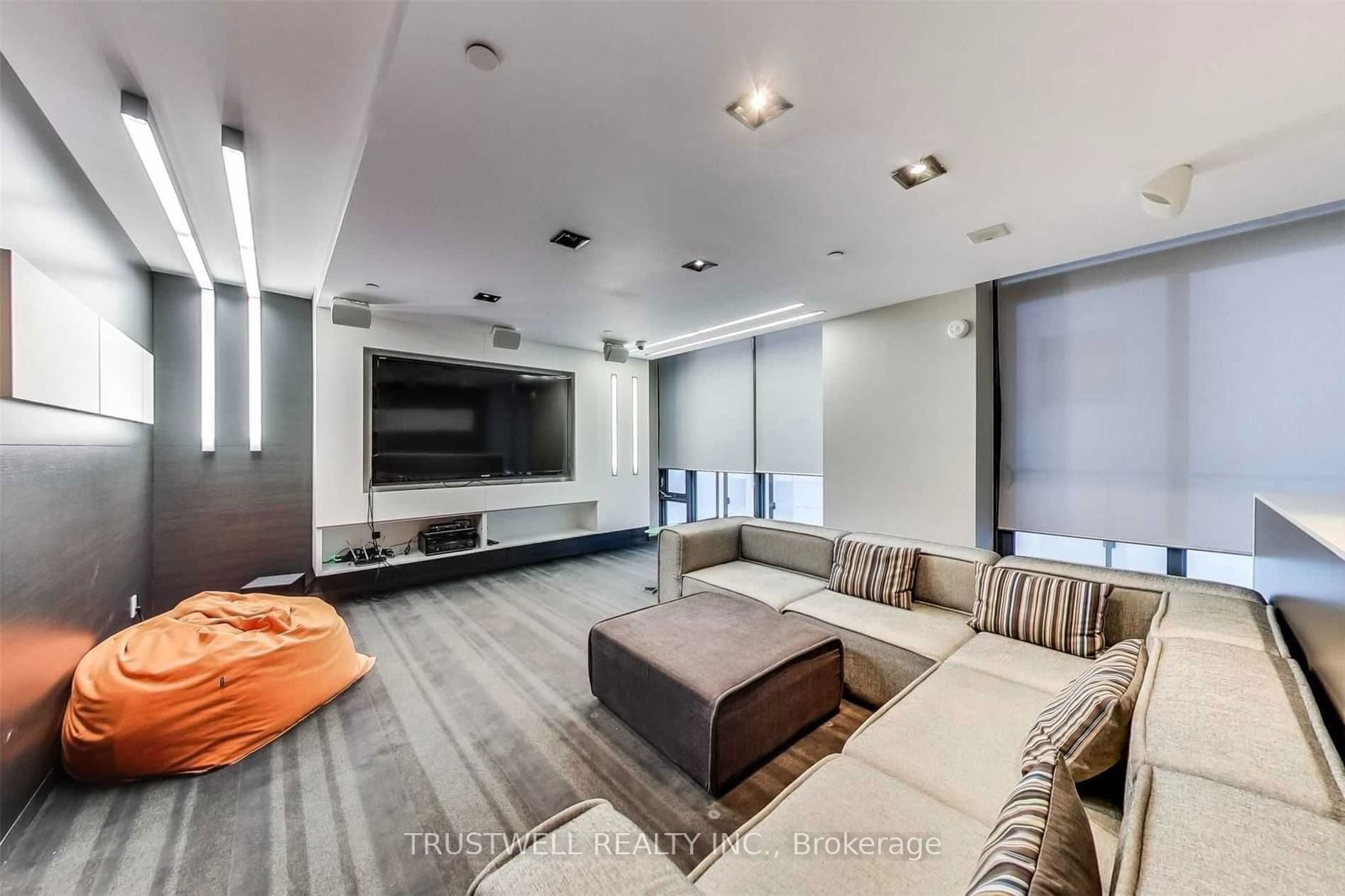 101 Peter St, unit 1601 for rent - image #16