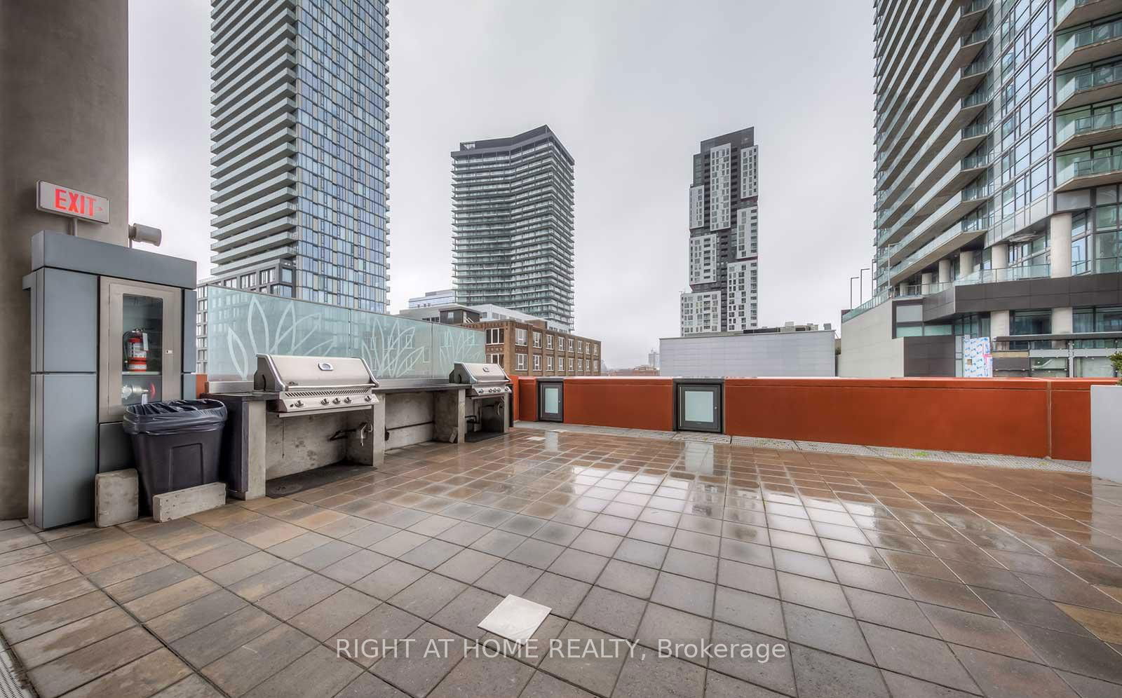 21 Widmer St, unit 2301 for rent - image #16