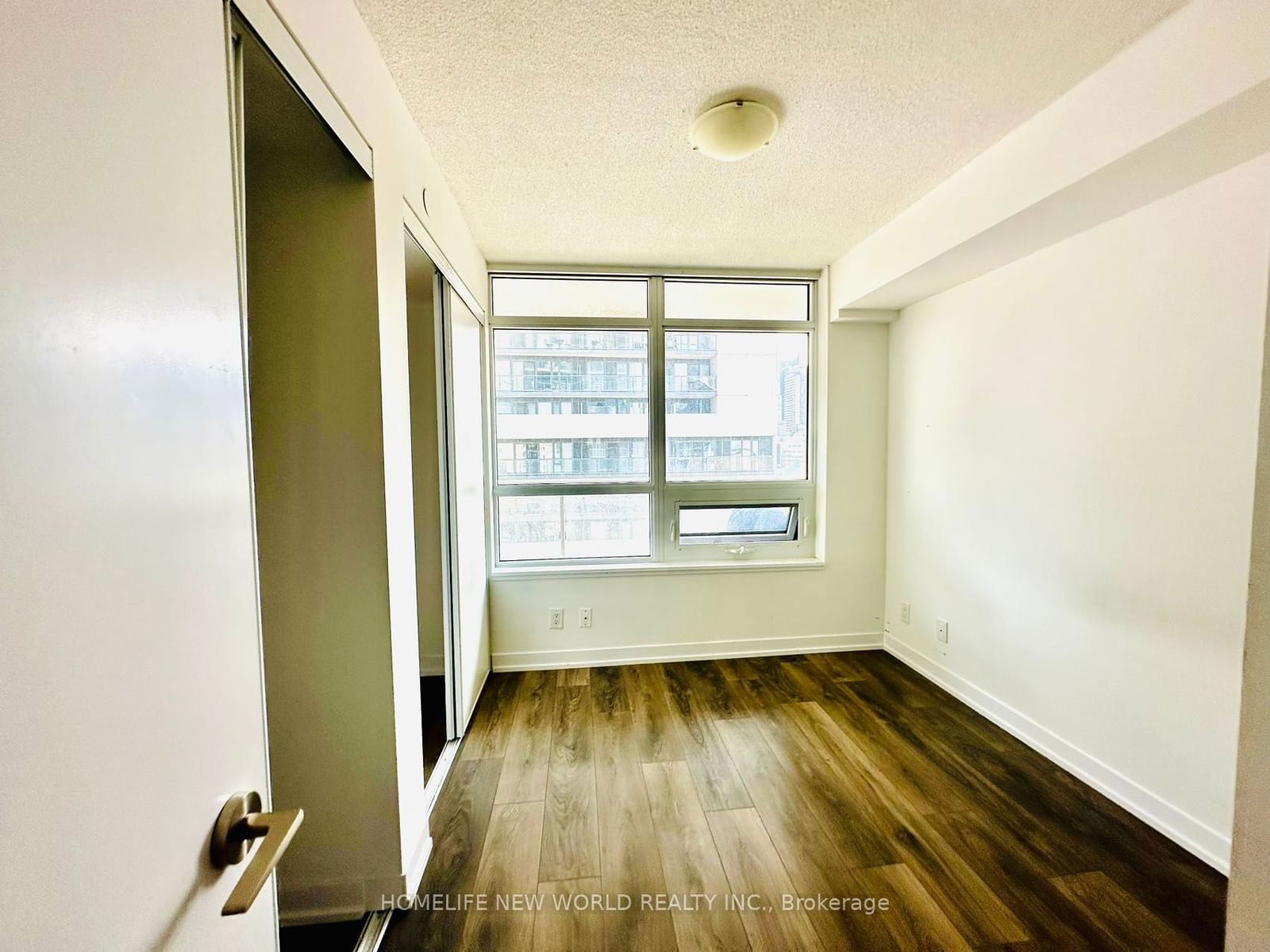 365 Church St, unit 1010 for rent