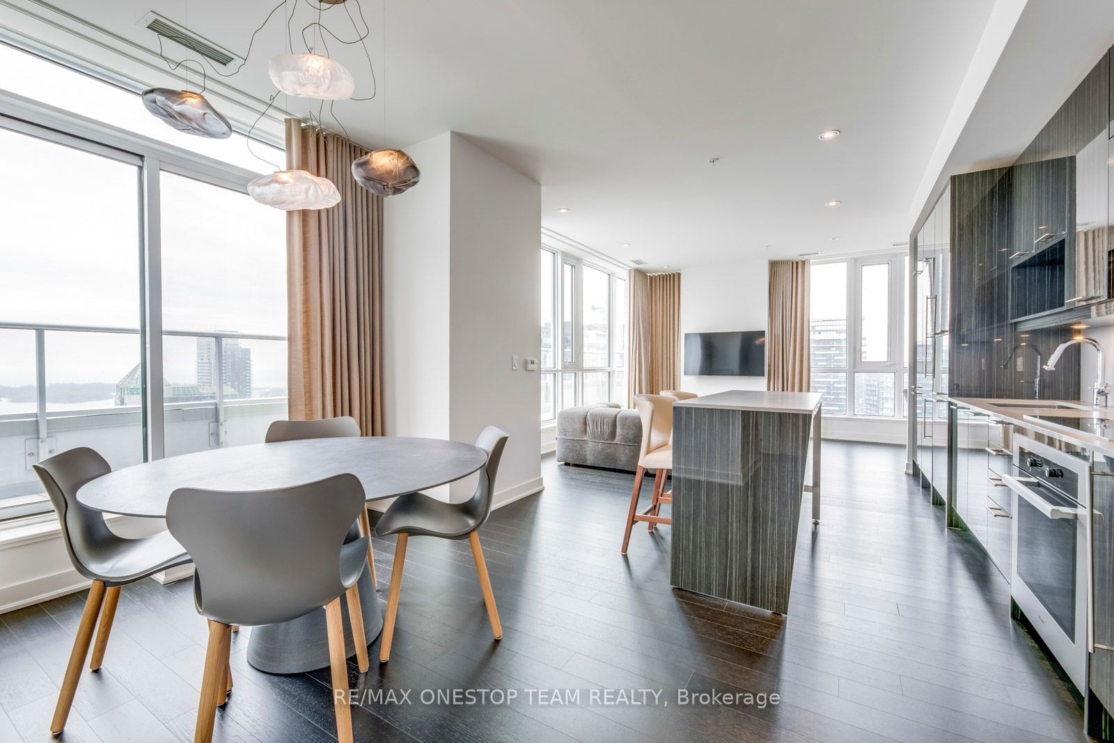 30 Nelson St, unit 4103 for rent