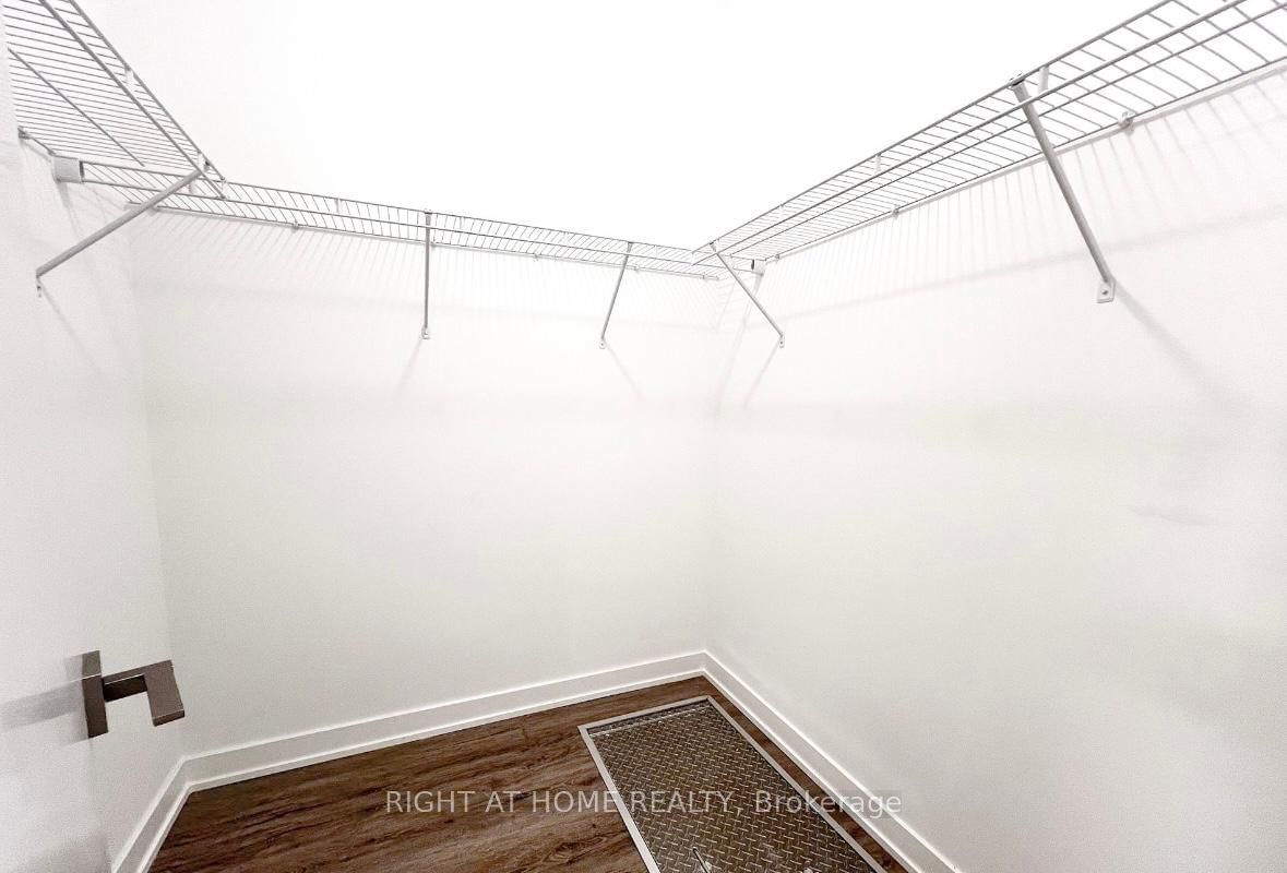 50 Ordnance St, unit 102 for rent - image #11