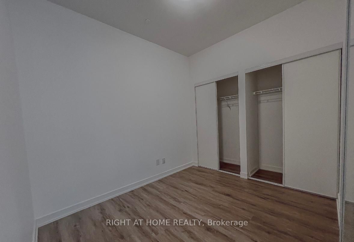 50 Ordnance St, unit 102 for rent - image #12