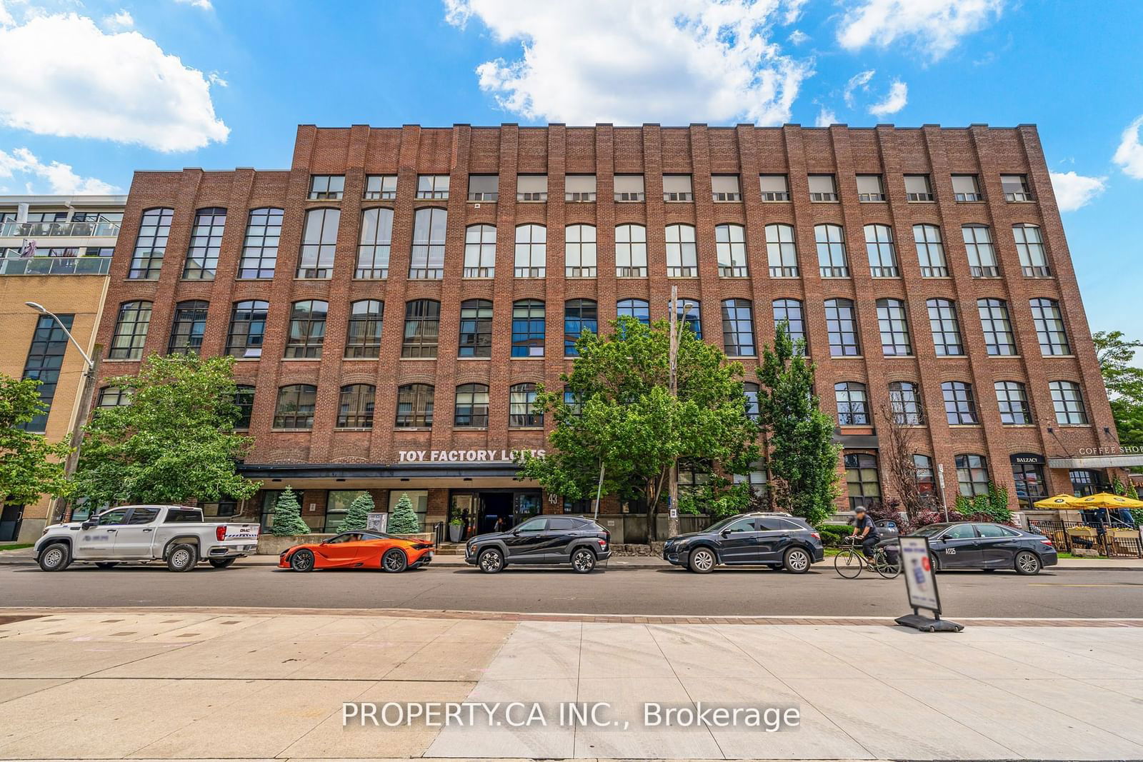 43 Hanna Ave S, unit 325 for sale - image #33