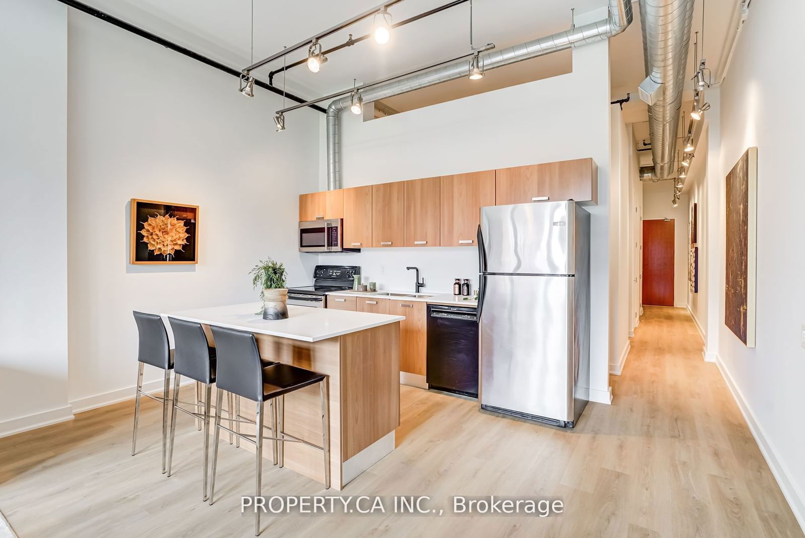 43 Hanna Ave S, unit 325 for sale - image #8