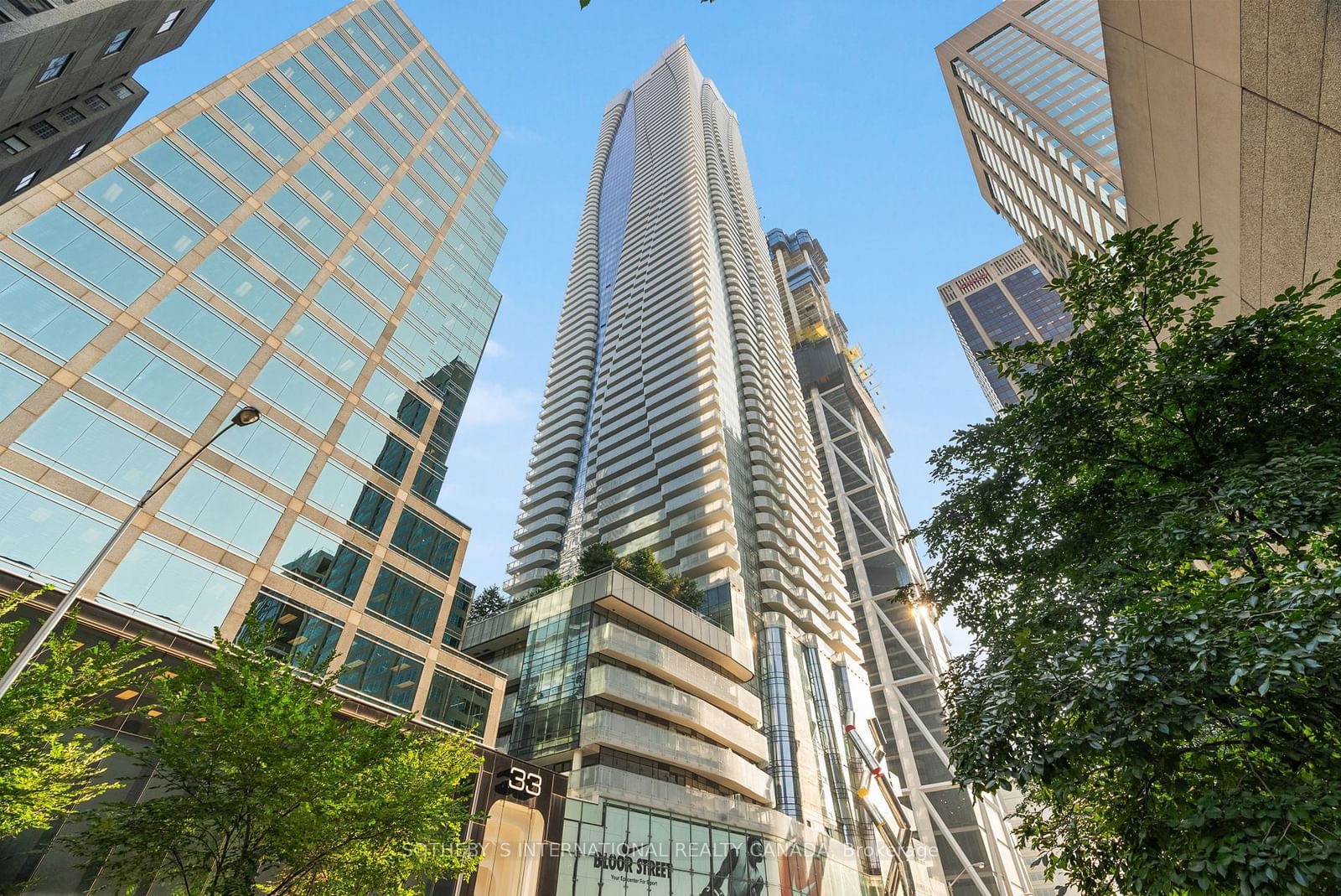 1 Bloor St E, unit 6805 for sale - image #3