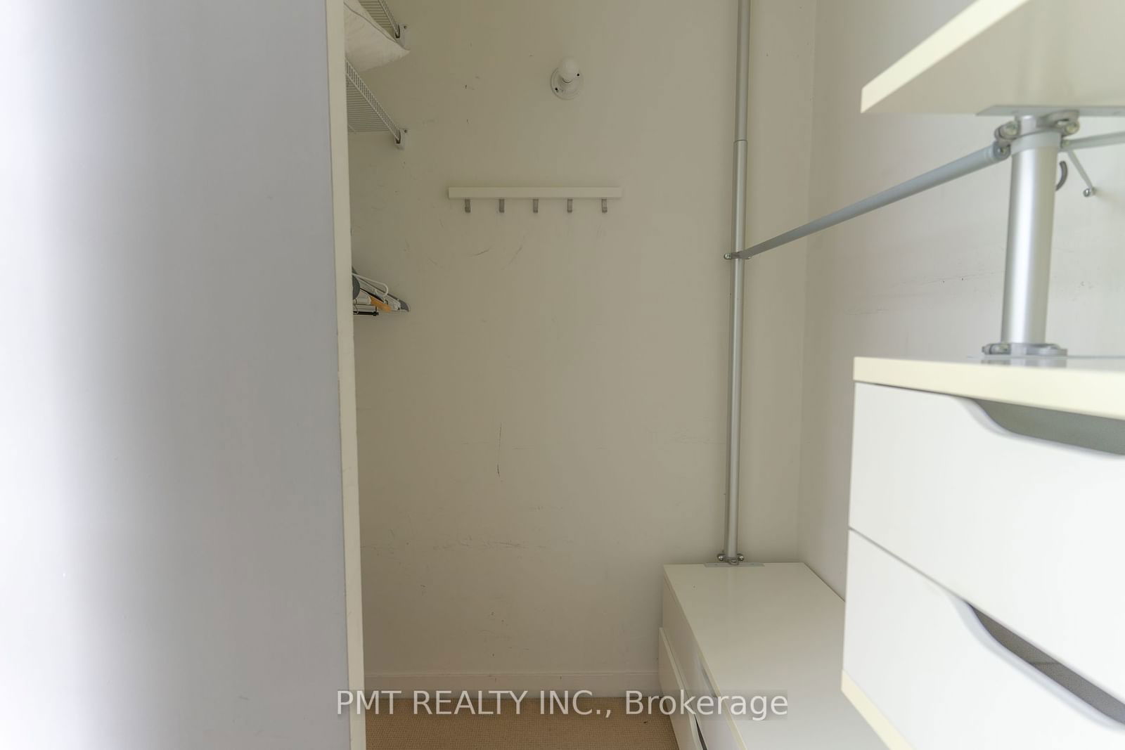 19 Brant St, unit 504 for rent - image #11