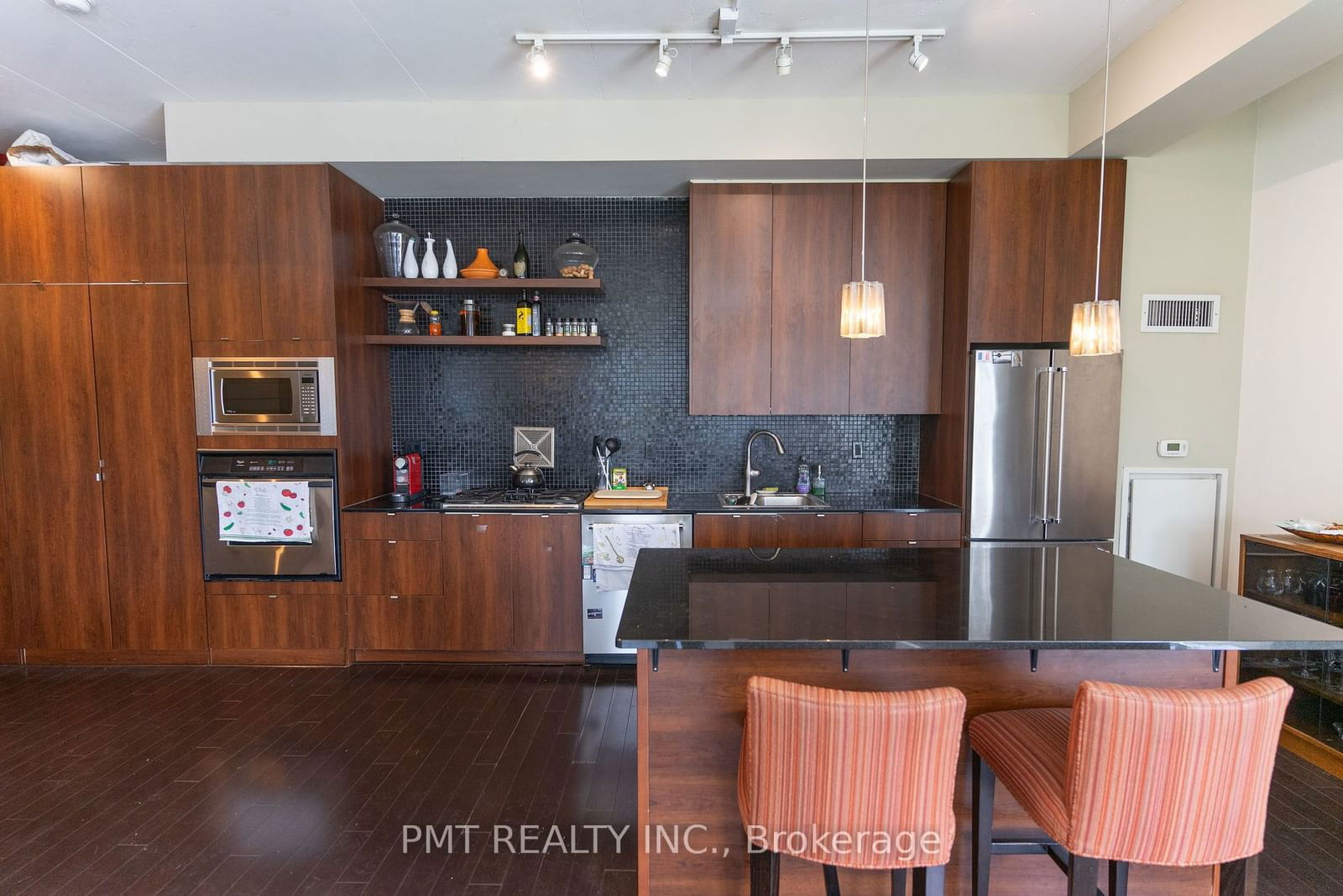 19 Brant St, unit 504 for rent - image #5